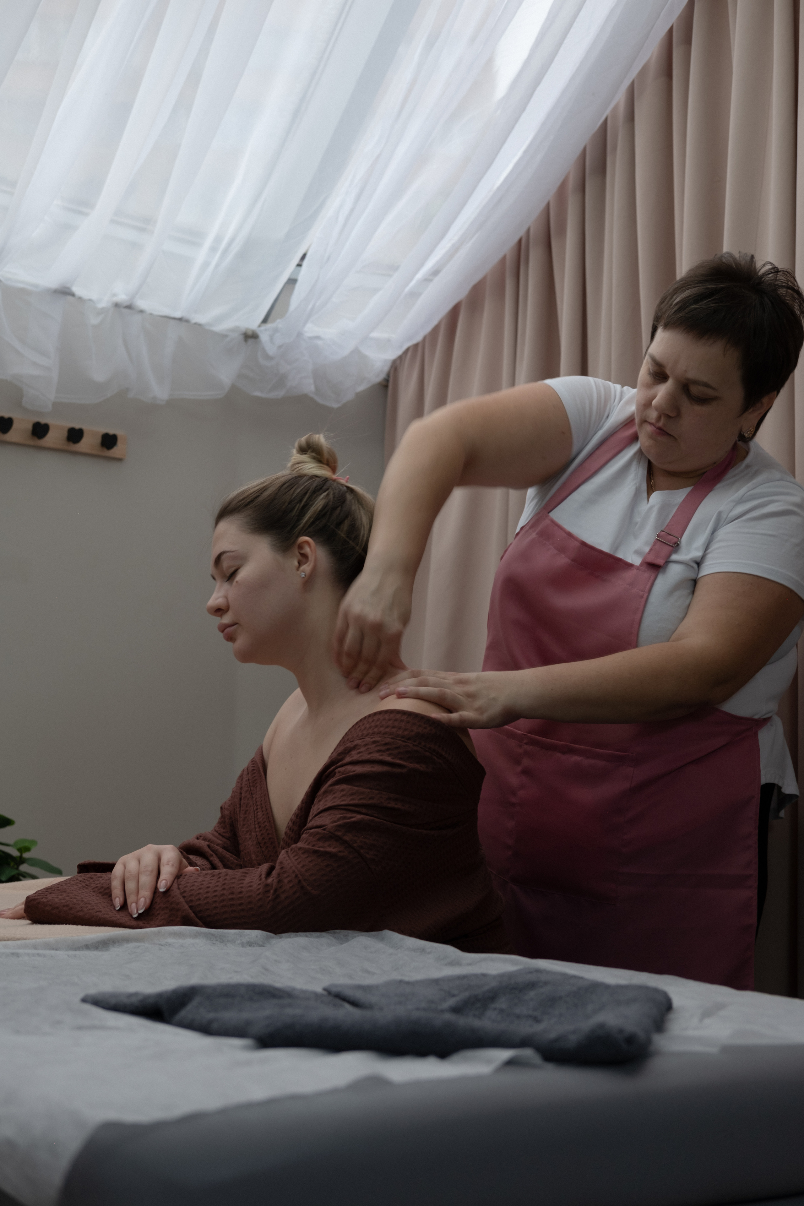 Студия массажа «Cheeks massage». Сайт предметного фотографа Белоусовой Анны