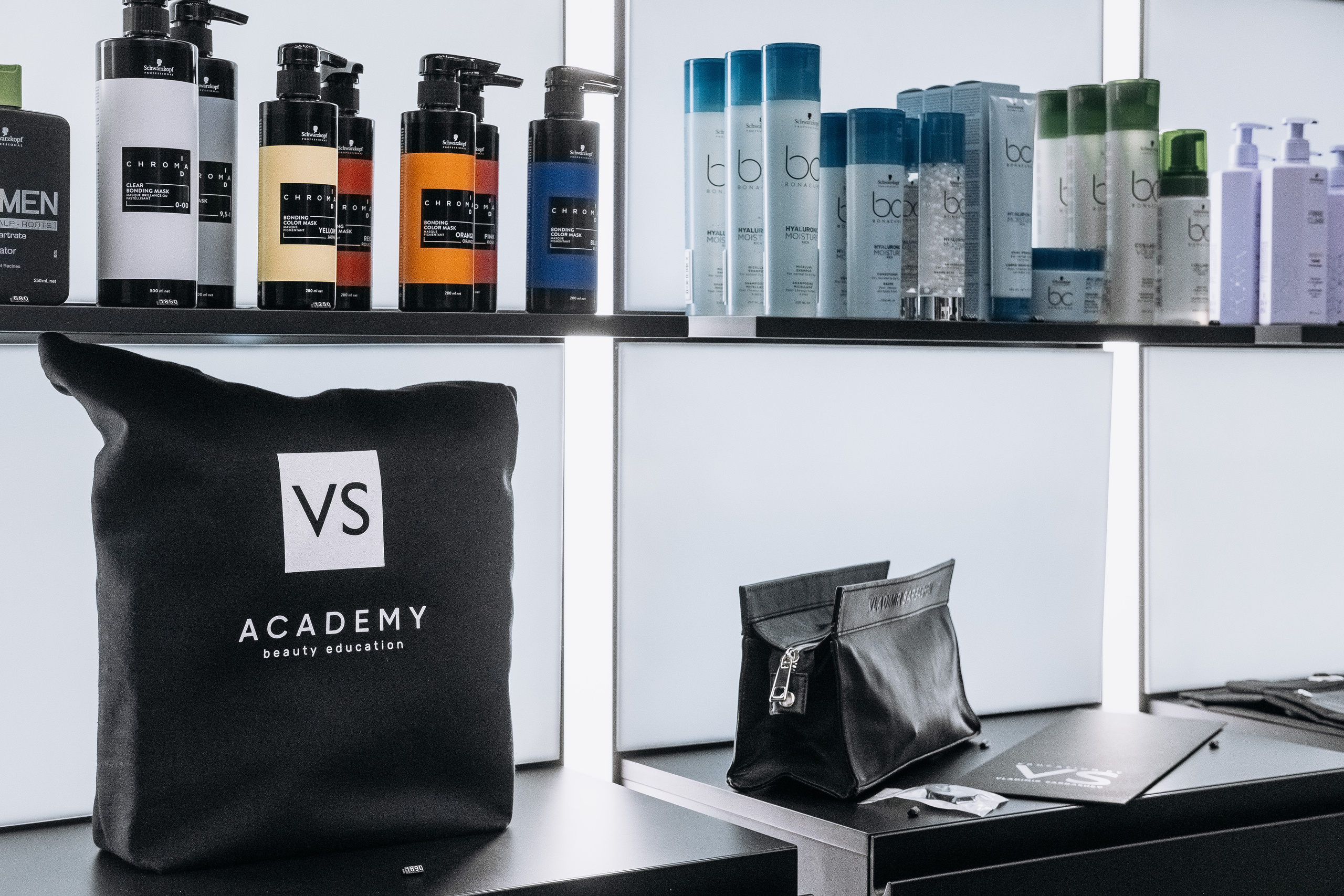 Академия для парикмахеров «VS Akademy». Сайт предметного фотографа Белоусовой Анны