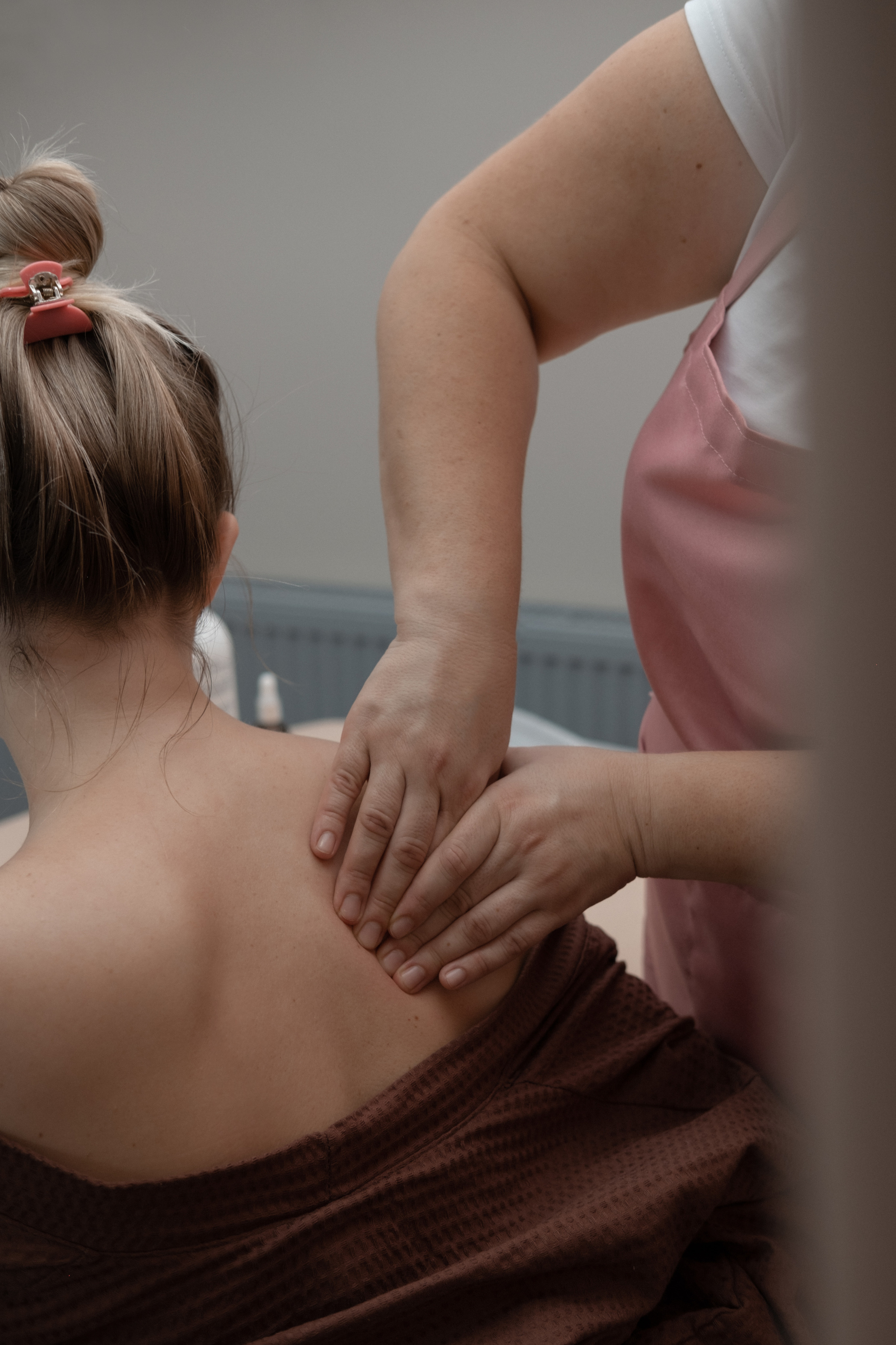 Студия массажа «Cheeks massage». Сайт предметного фотографа Белоусовой Анны