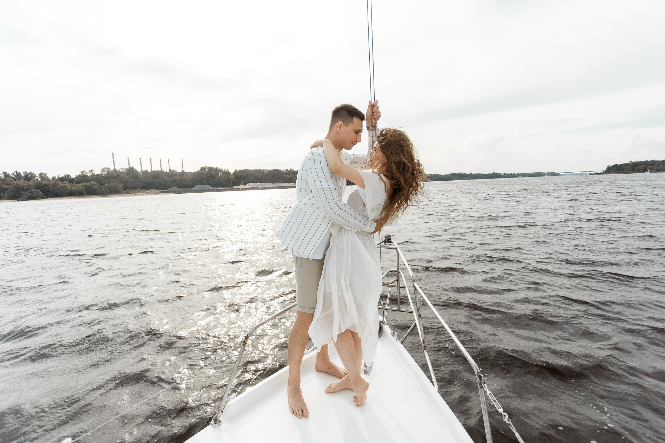 Прогулка на яхте. Свадебный фотограф Дмитрий Воробьев Ярославль
