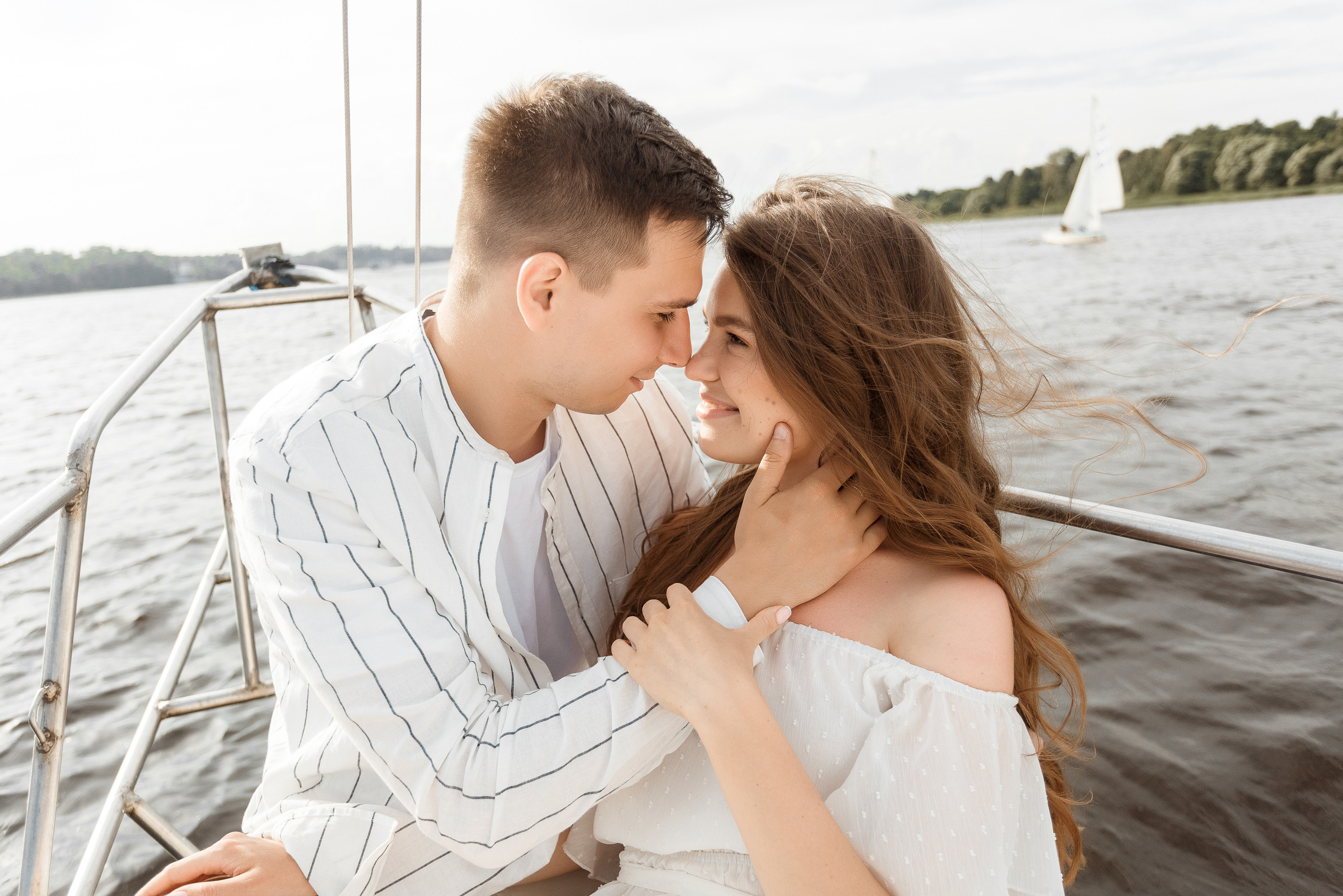 Прогулка на яхте. Свадебный фотограф Дмитрий Воробьев Ярославль