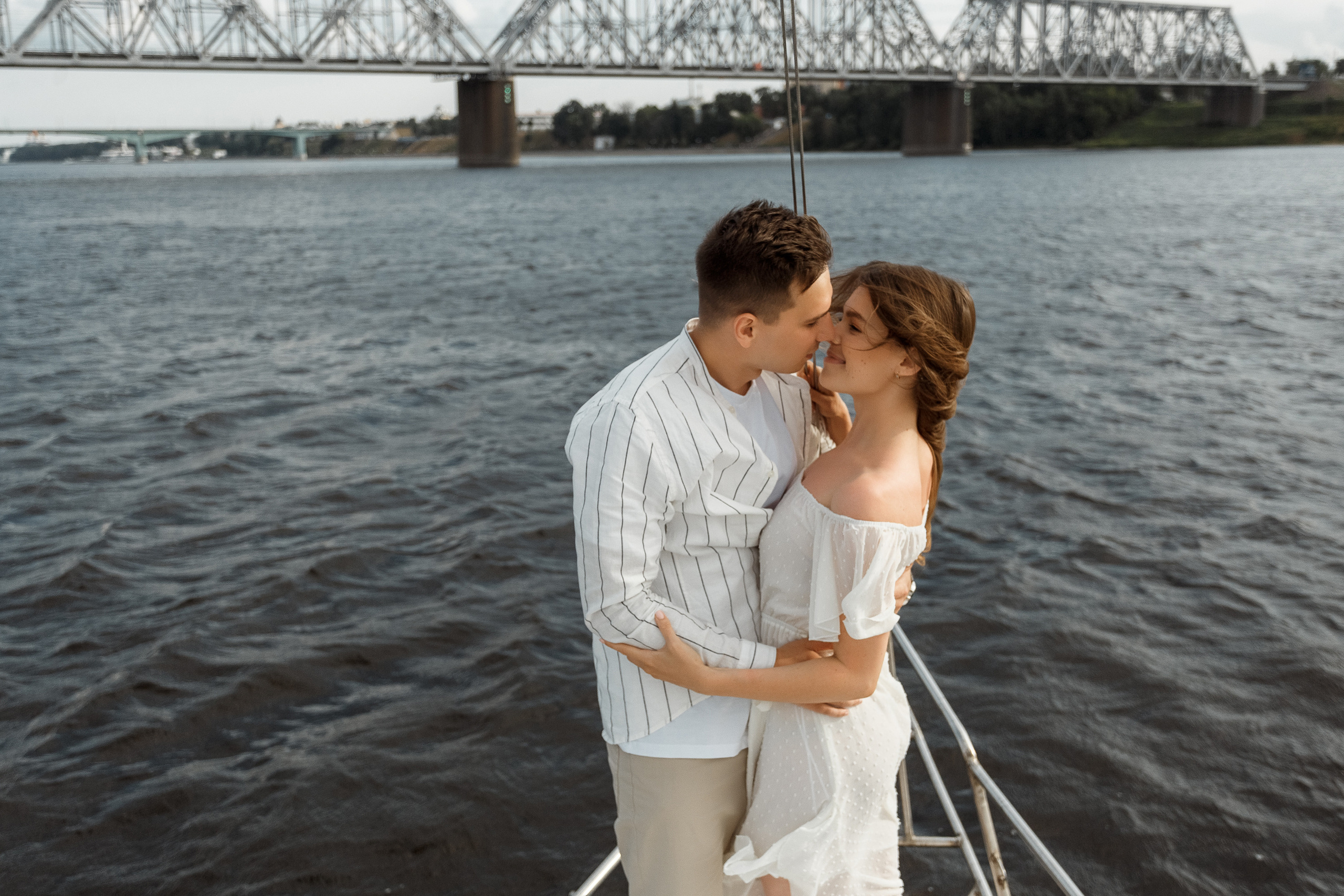 Прогулка на яхте. Свадебный фотограф Дмитрий Воробьев Ярославль