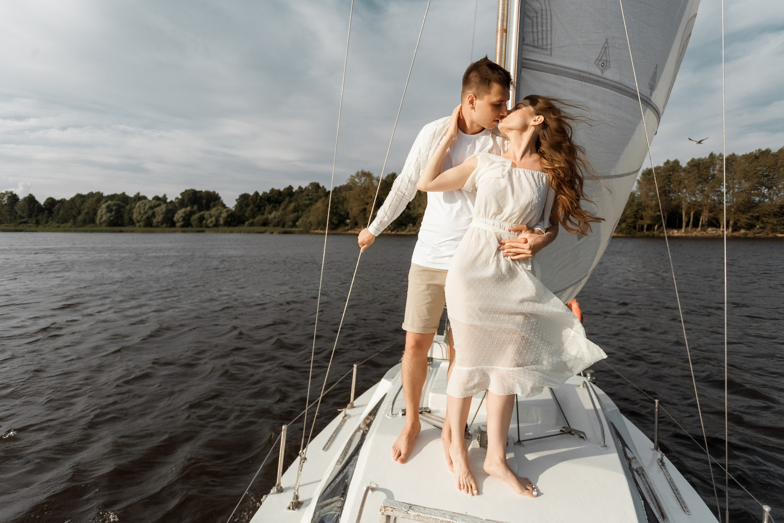 Прогулка на яхте. Свадебный фотограф Дмитрий Воробьев Ярославль