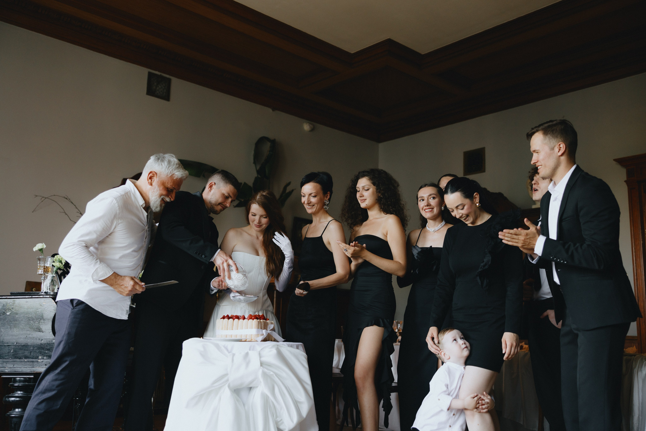 При свечах / 2025. Фотограф СПб