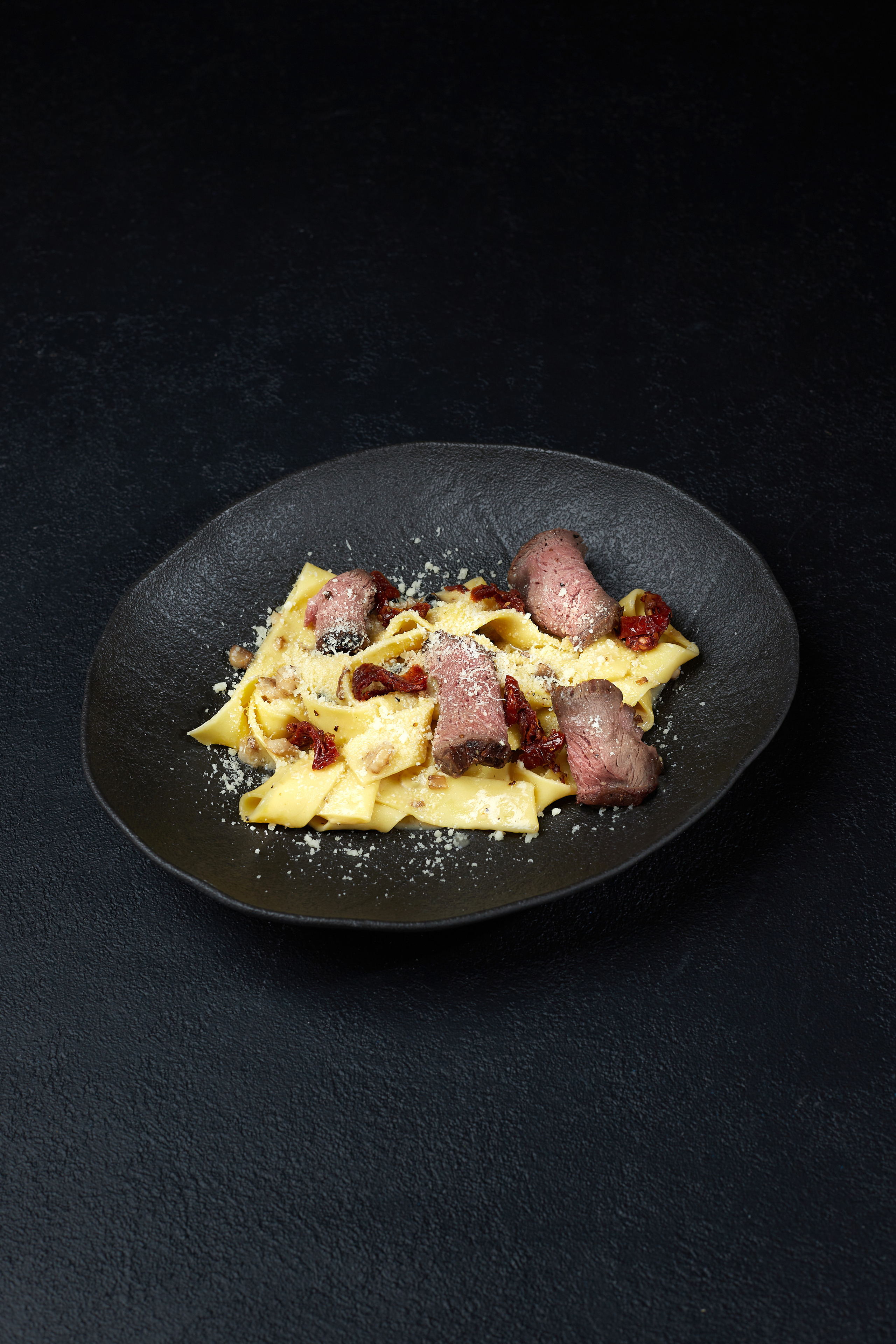 LUV. Выведите свои товары на новый уровень с профессиональной предметной фотографией. Предметный фотограф Юлия Кравченко