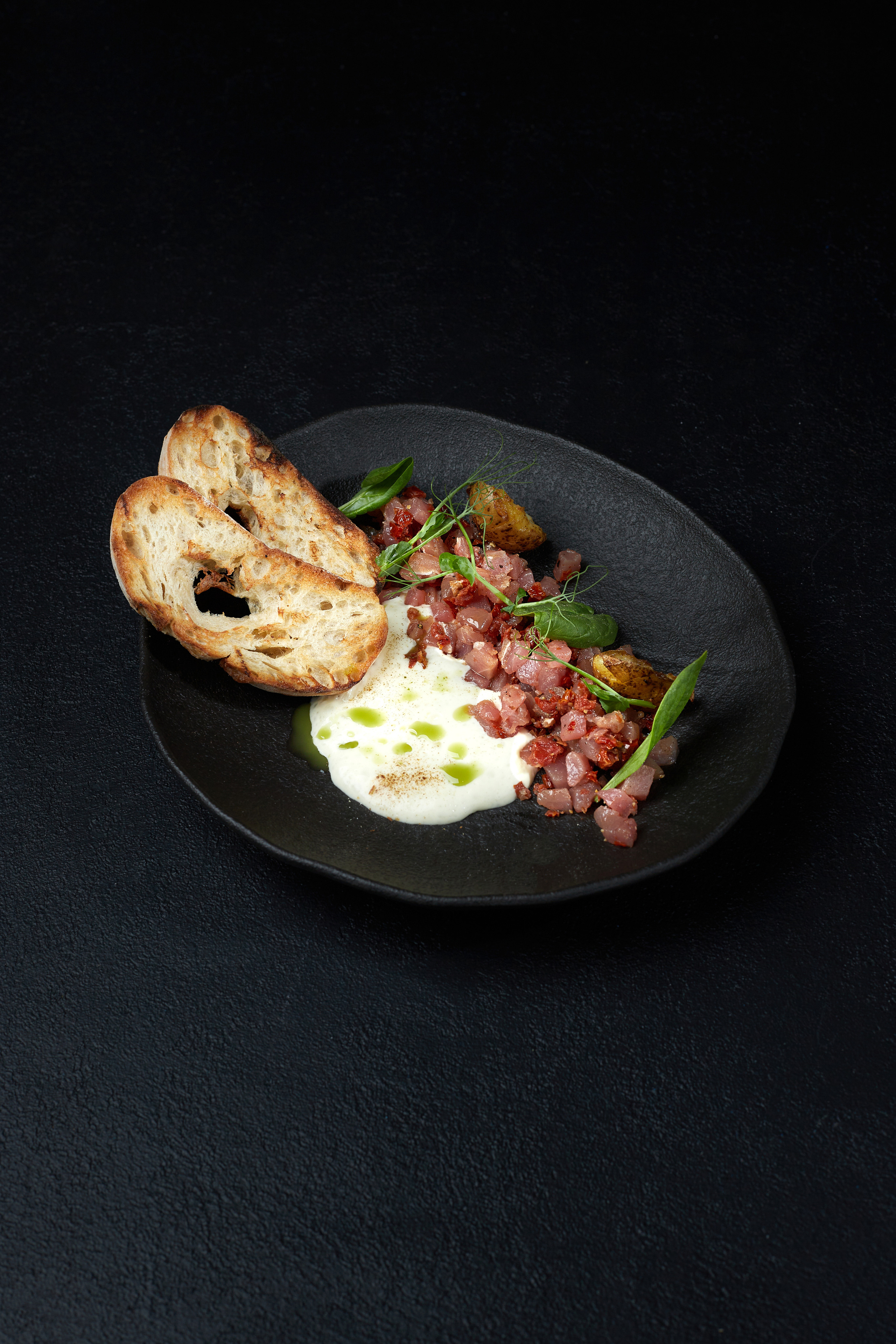 LUV. Выведите свои товары на новый уровень с профессиональной предметной фотографией. Предметный фотограф Юлия Кравченко