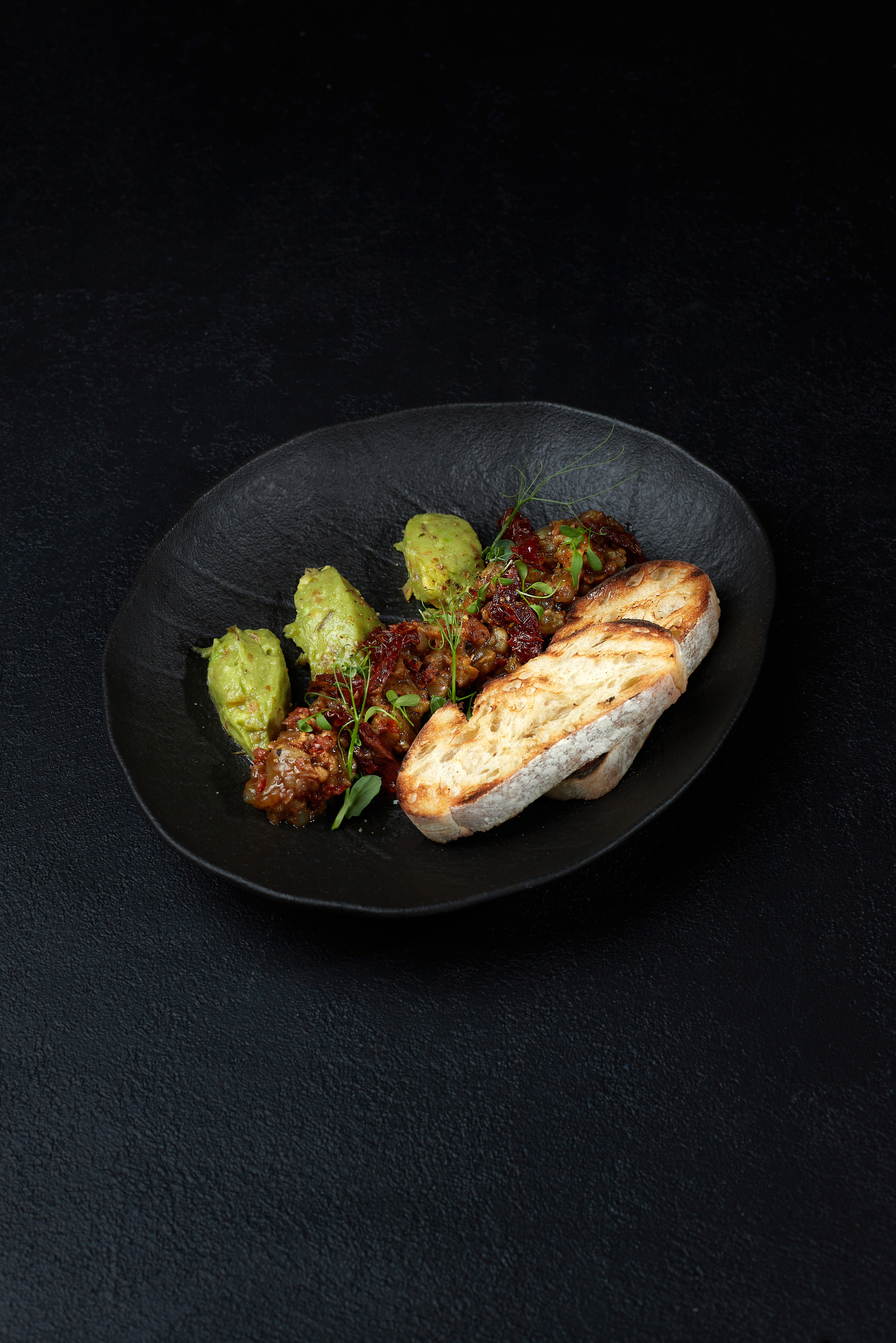 LUV. Выведите свои товары на новый уровень с профессиональной предметной фотографией. Предметный фотограф Юлия Кравченко