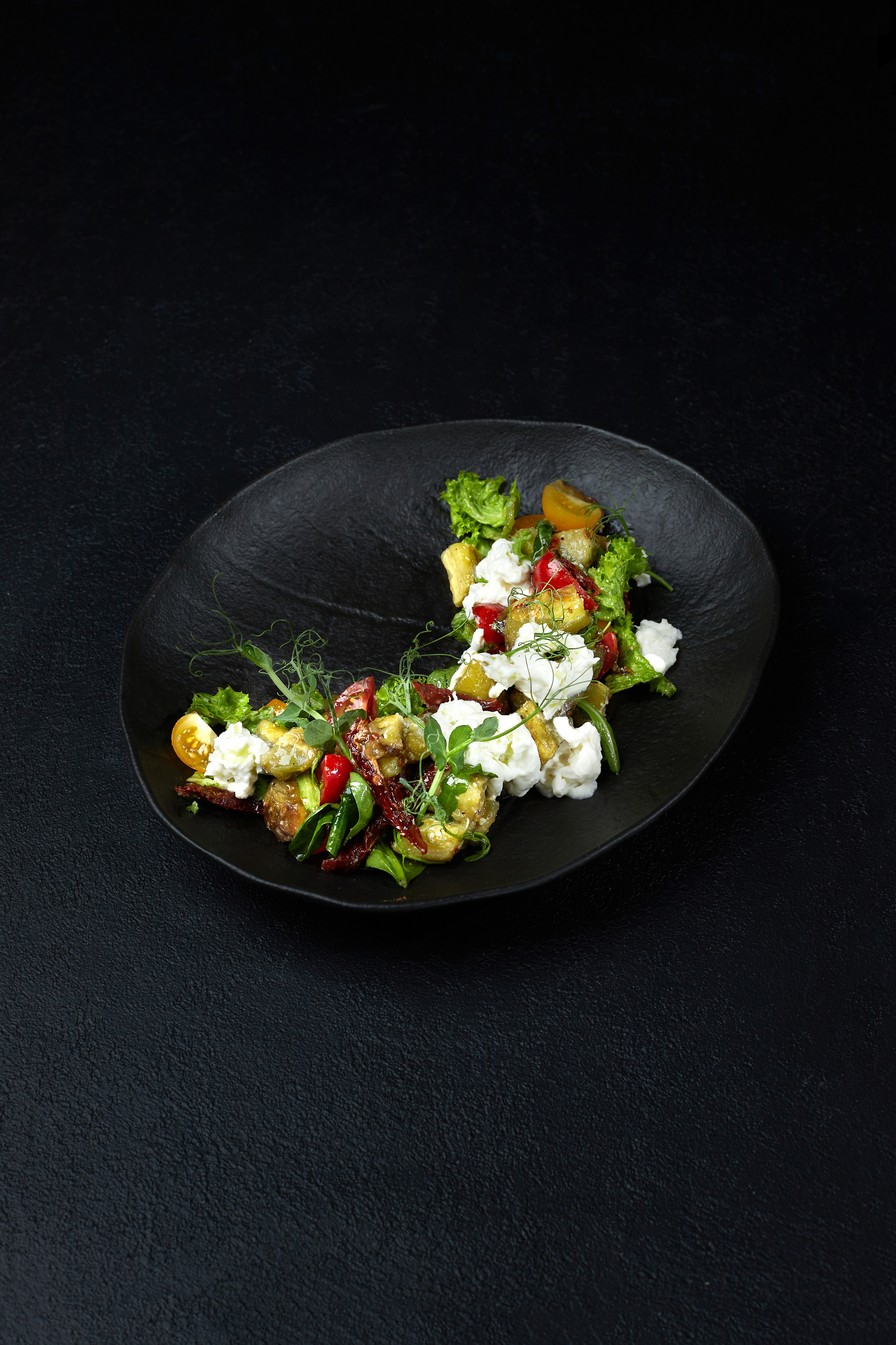 LUV. Выведите свои товары на новый уровень с профессиональной предметной фотографией. Предметный фотограф Юлия Кравченко