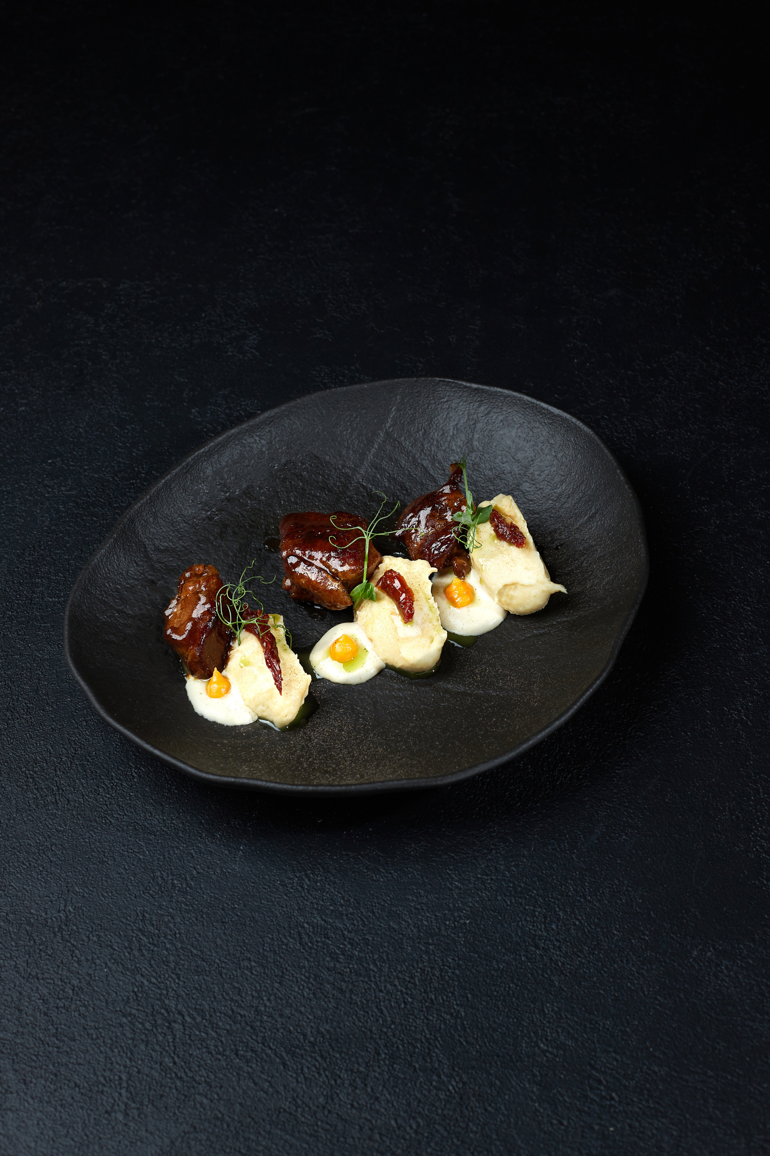 LUV. Выведите свои товары на новый уровень с профессиональной предметной фотографией. Предметный фотограф Юлия Кравченко