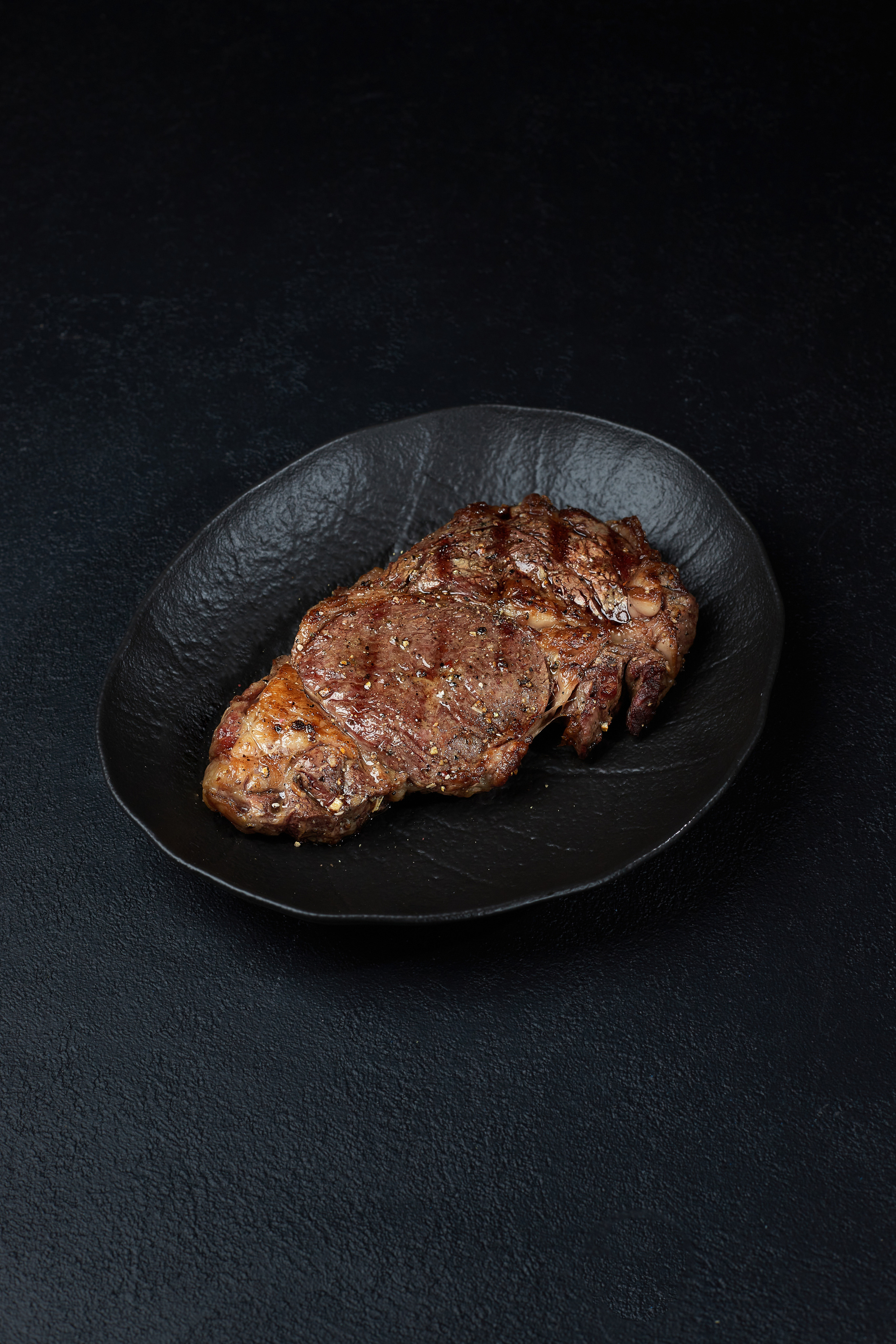 LUV. Выведите свои товары на новый уровень с профессиональной предметной фотографией. Предметный фотограф Юлия Кравченко