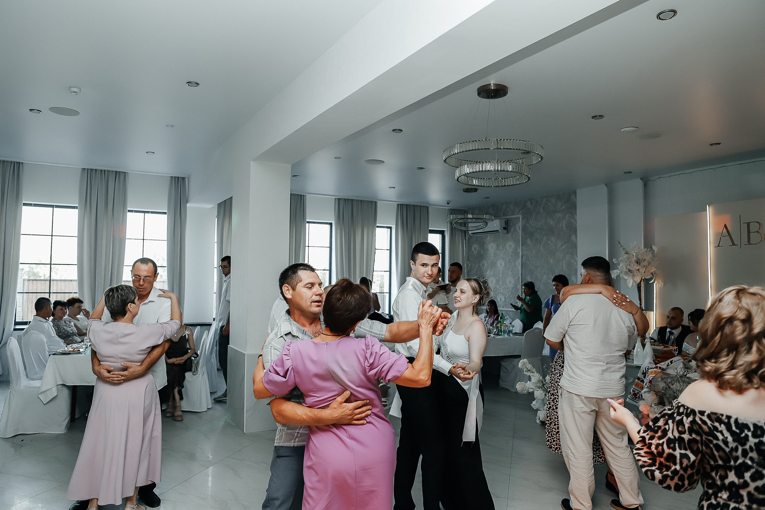 Виталина и Алексей. Свадебный фотограф Евгения Фролова г. Каменск-Шахтинский, Донецк, Ростов