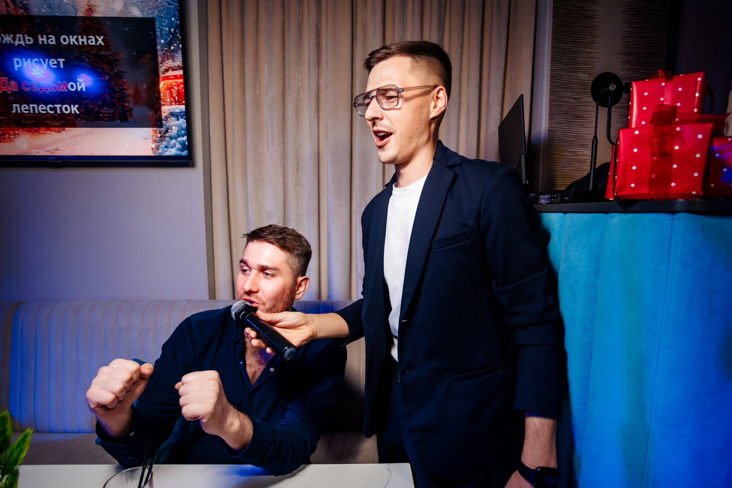 Вечеринка в караоке клубе «IMPERIAL JOY"_Ялта_27.12.2025. Аминов Руслан | Фотограф