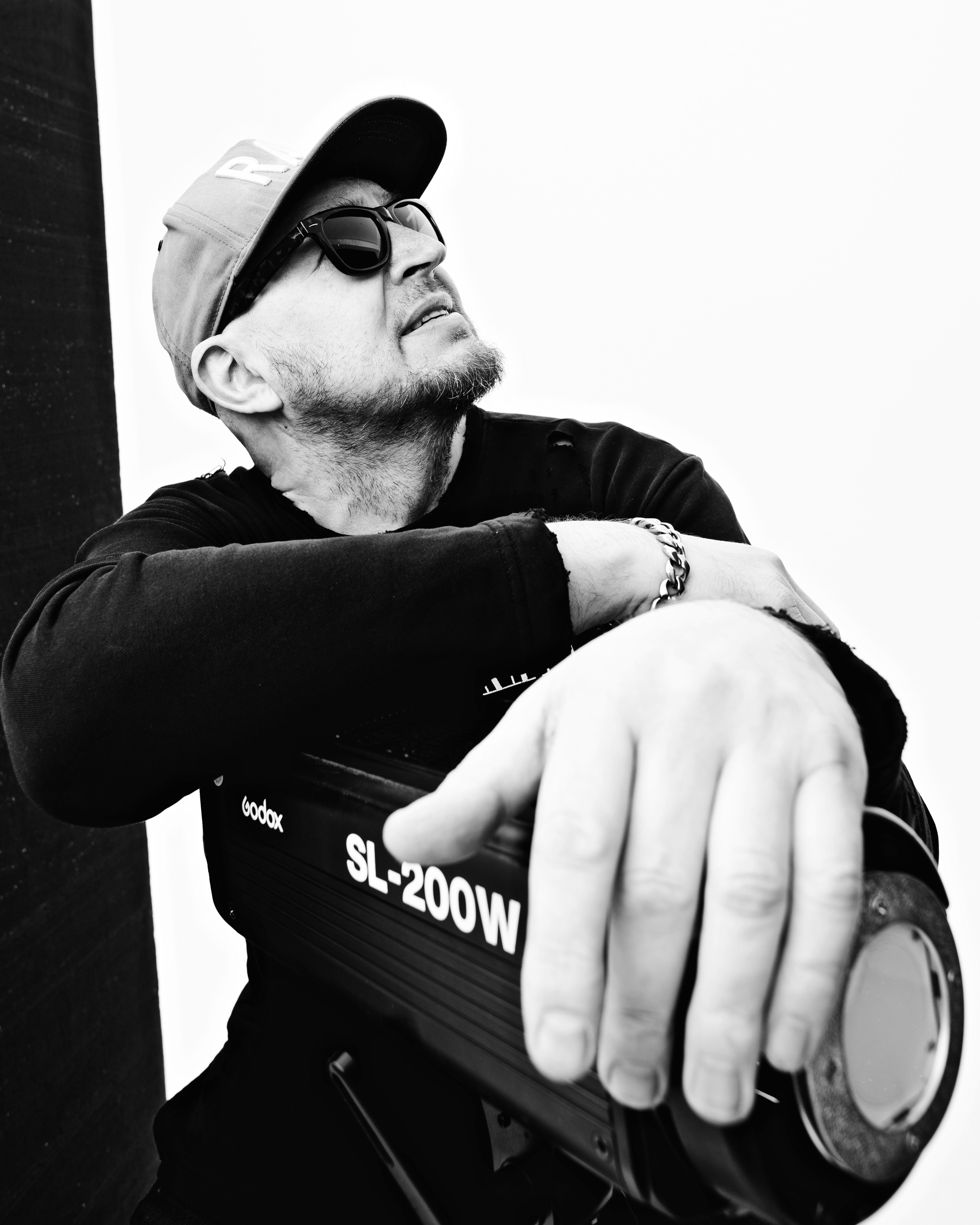 Анна К. Спасибо за проявленный интерес к моему творчеству! Меня зовут Россохат