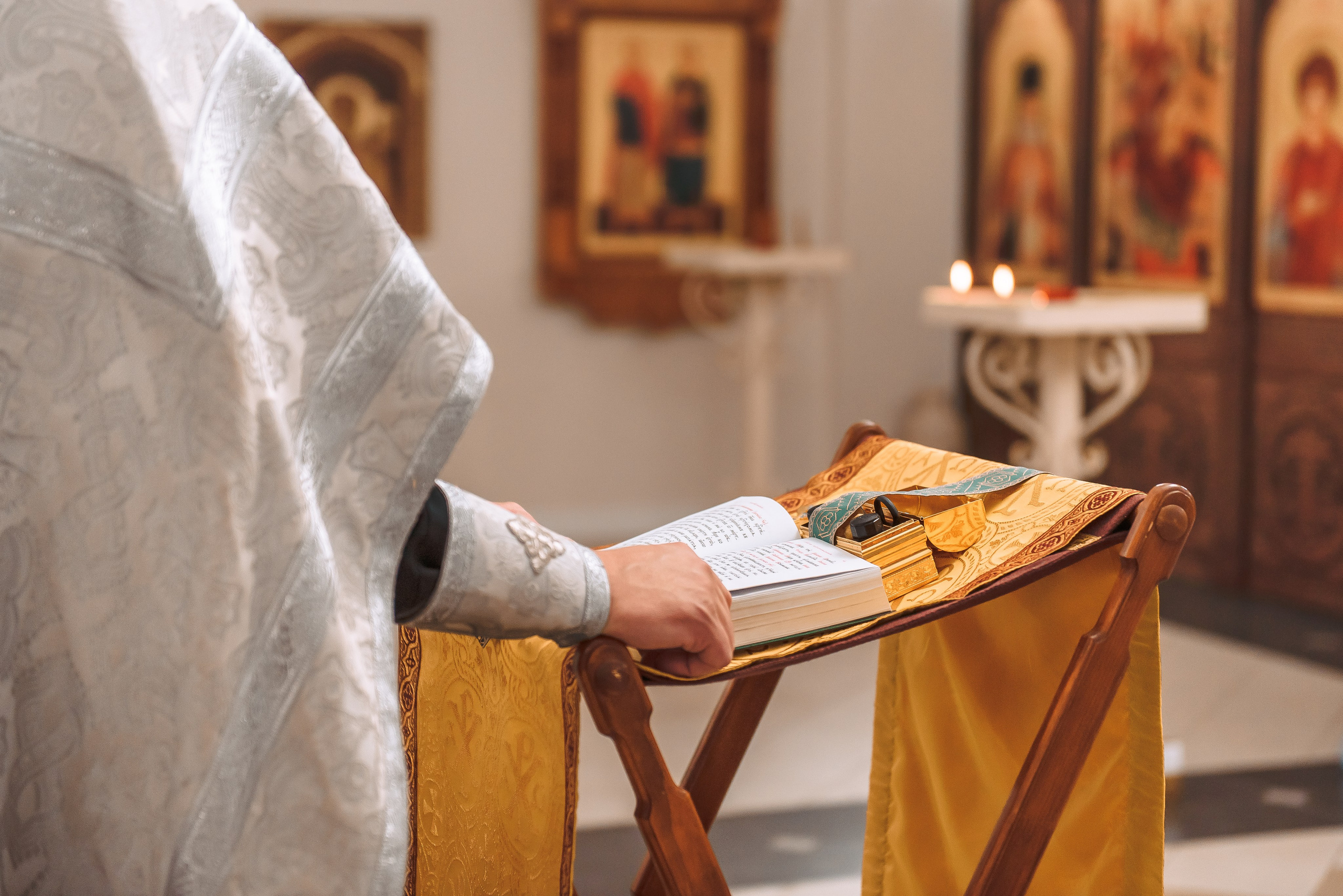 Крещение в Храме иконы Божией Матери Неупиваемая Чаша. Свадебный и семейный фотограф в Москве Юлия Винник