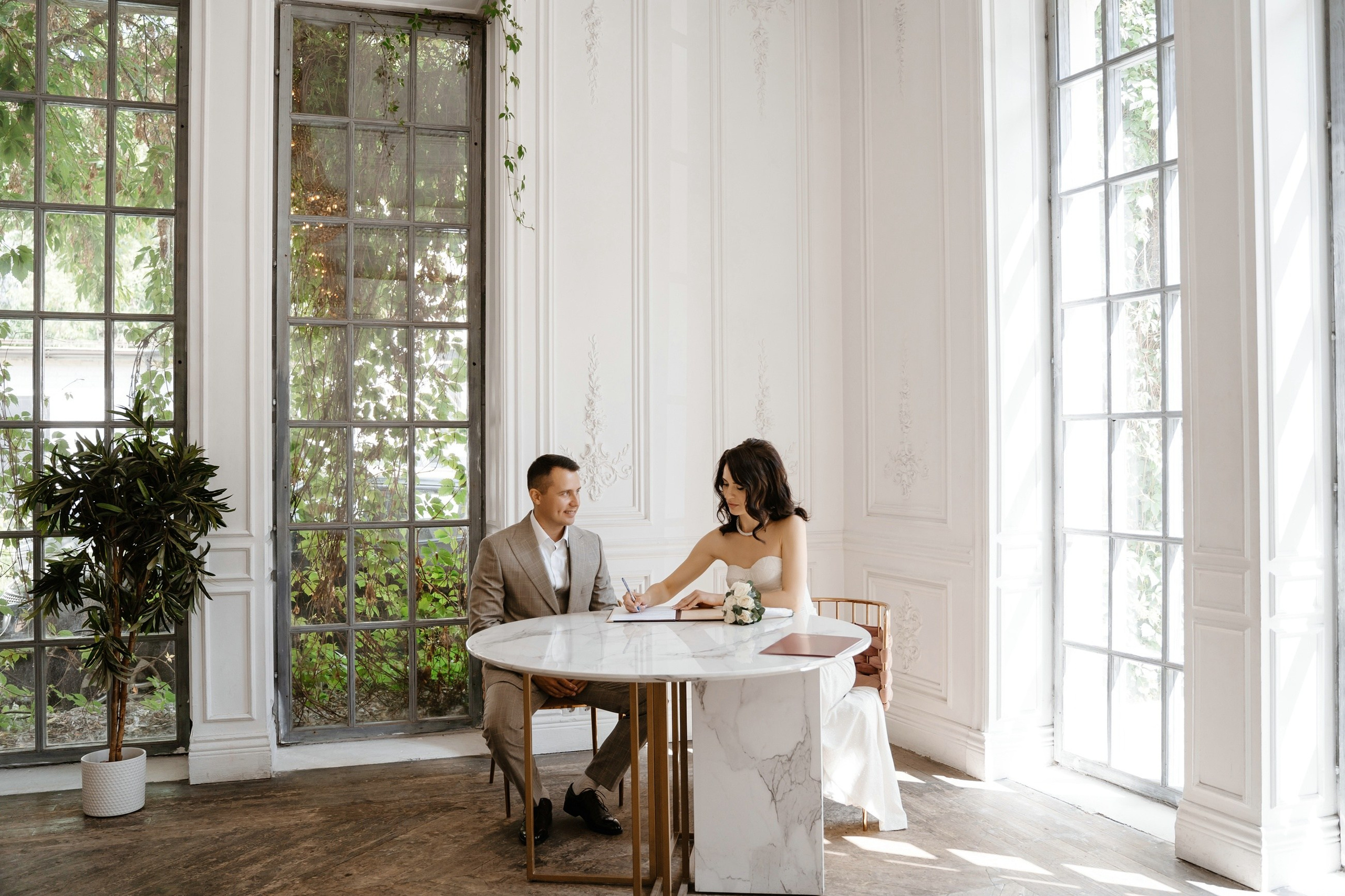 Свадебная фотосъемка росписи в особняке Роял