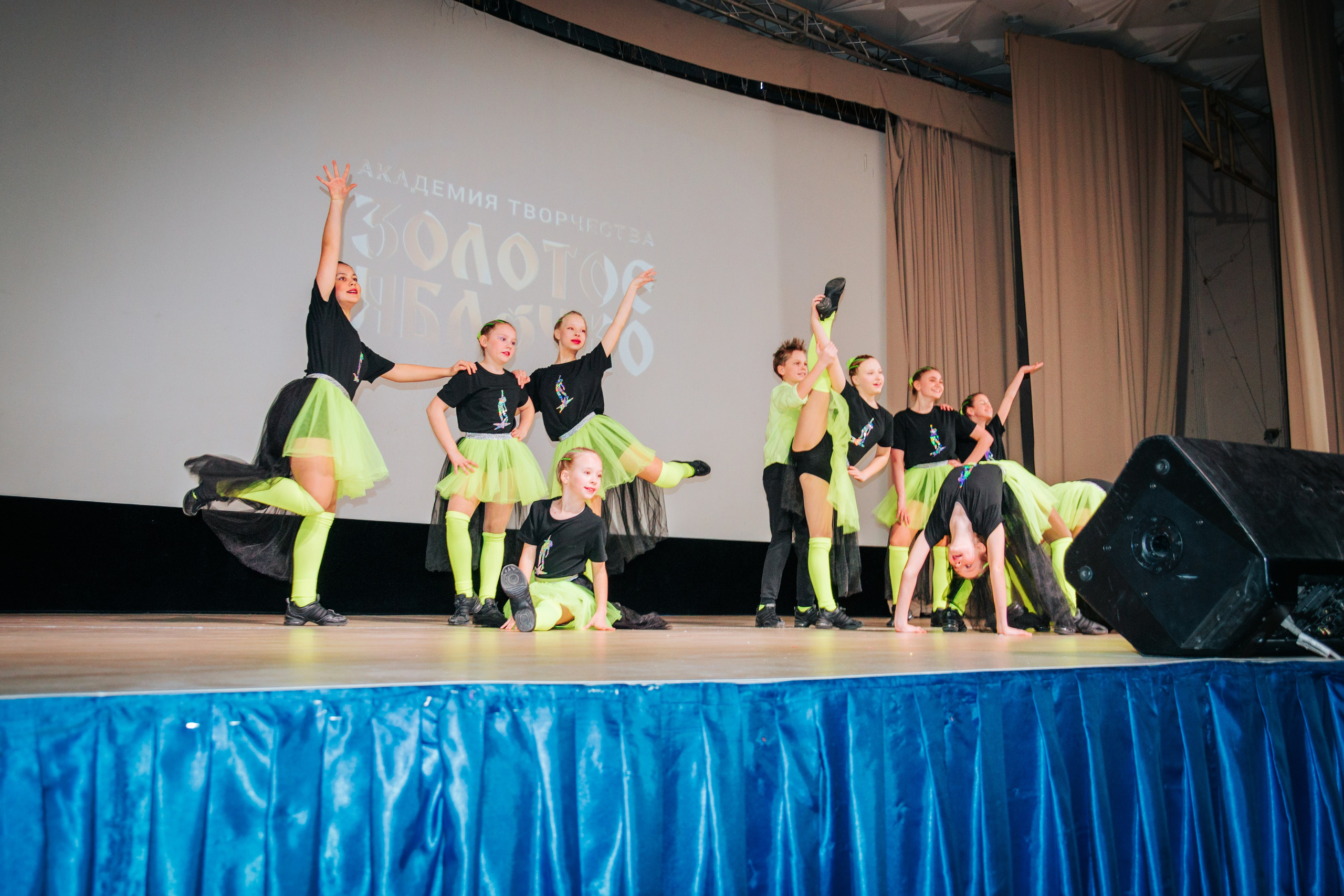 16 марта, г. Суздаль. Золотое яблочко