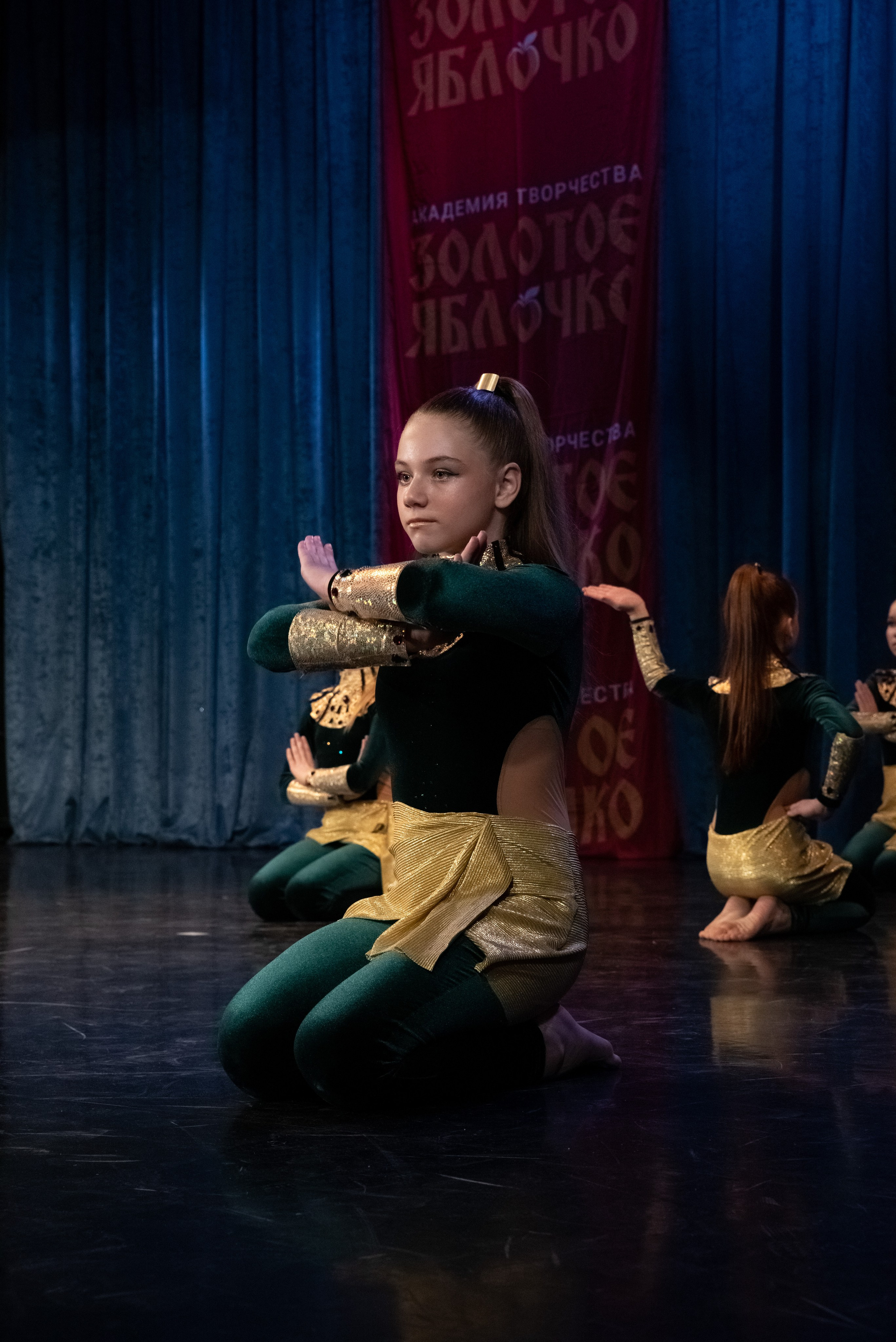 7 декабря, г. Выборг. Золотое яблочко