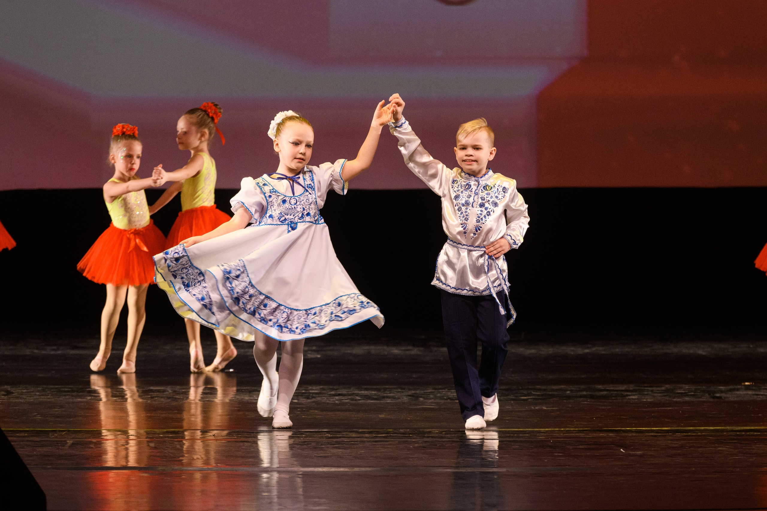 23 апреля, часть 1, БКЗ Октябрьский, г. Санкт-Петербург. Золотое яблочко