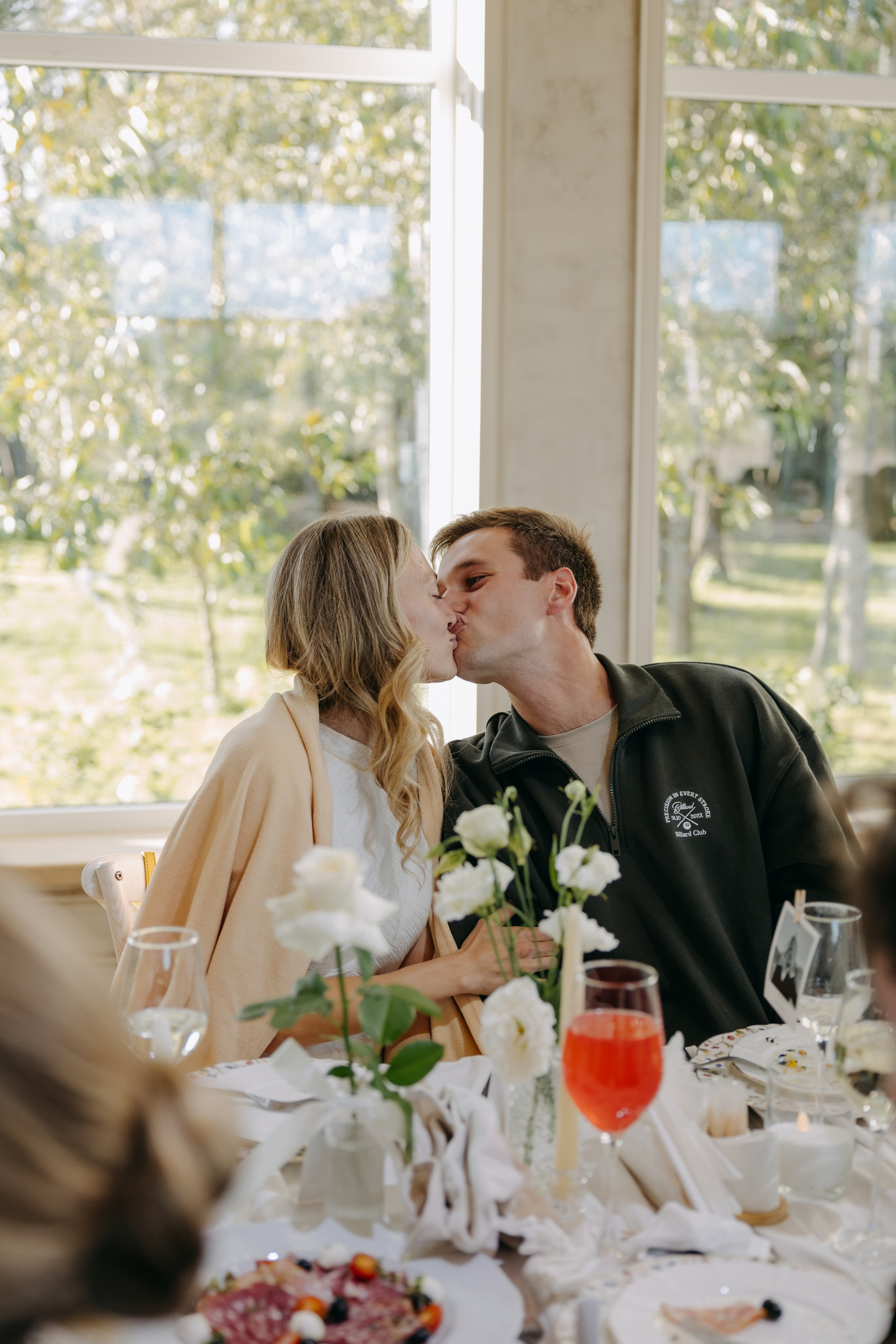 Утро в отеле Twelve Reasons и банкет в усадьбе Шелепаново. Свадебный фотограф Москва Анастасия Храмова