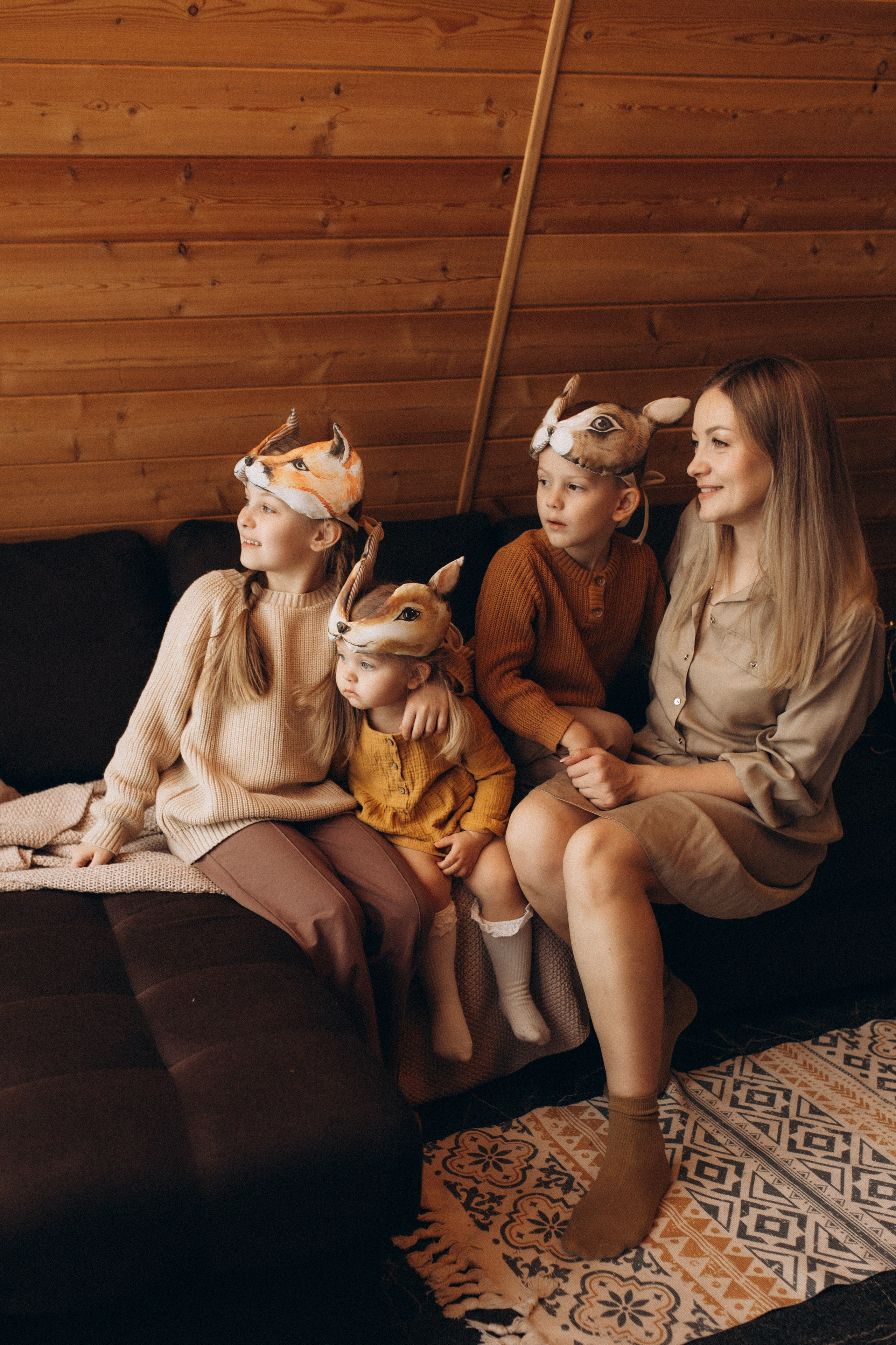 Предновогодняя история в домике. Семейный фотограф lifestyle в Новосибирске Елена Шпилевая