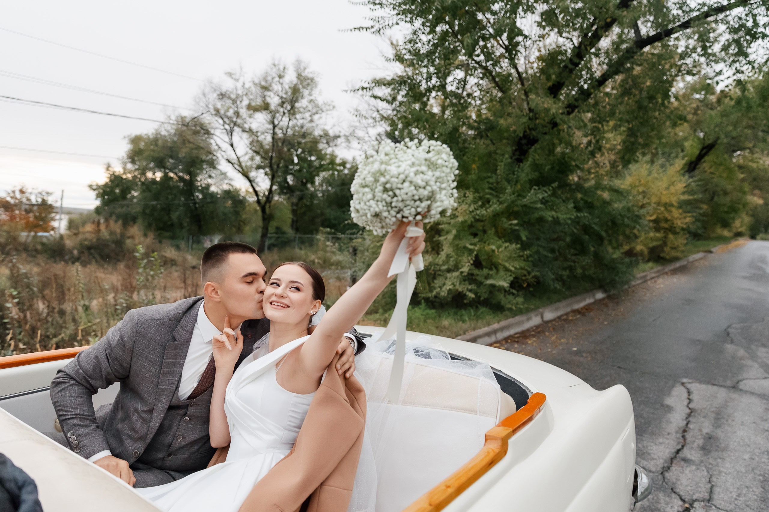 Сборы Sopka. Ретро Волга.Валентина и Иван. Свадебный фотограф в Хабаровске