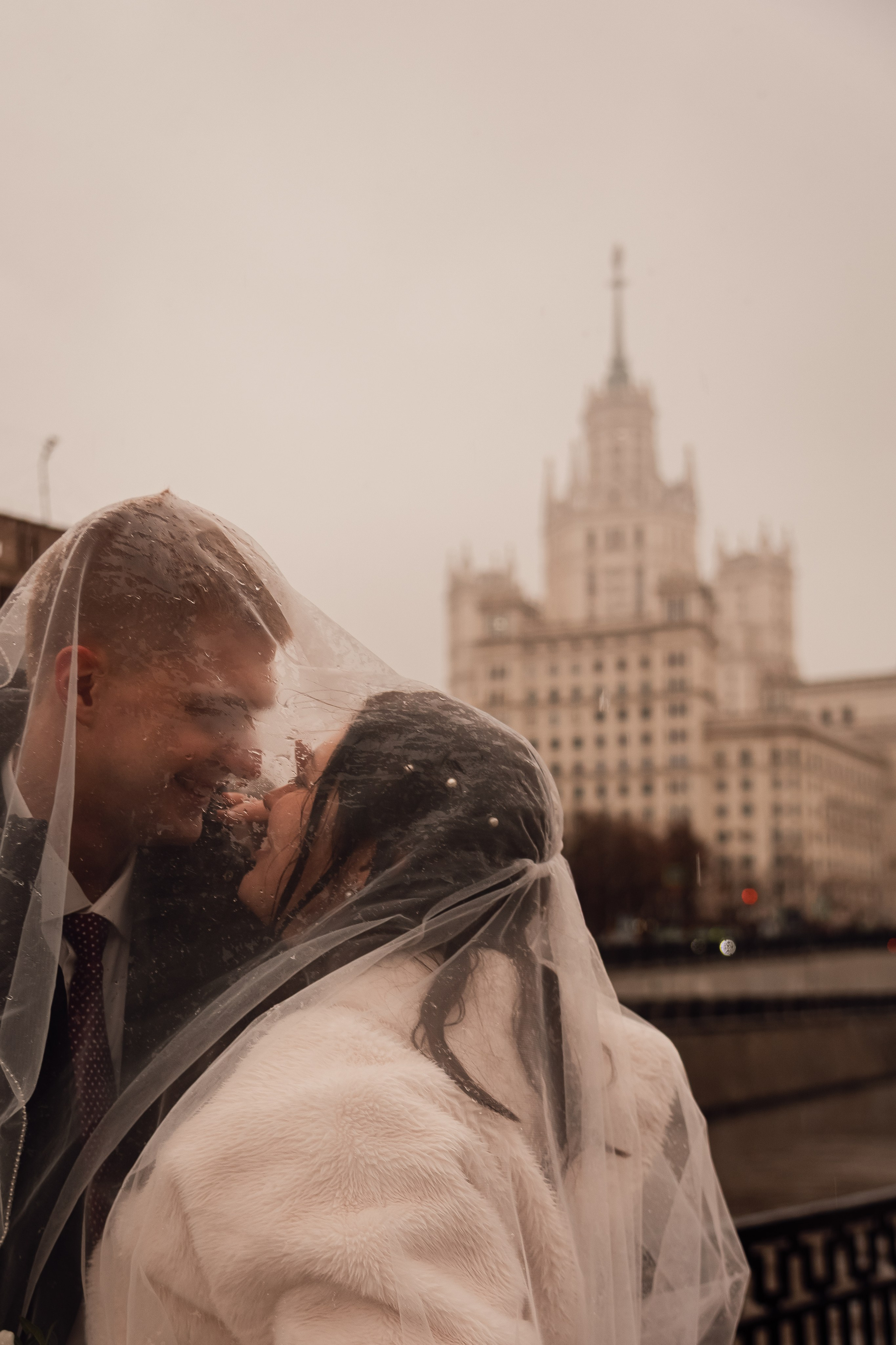 Роспись в Турандоте и прогулка. Свадебный фотограф в Москве Анна Сдобнова