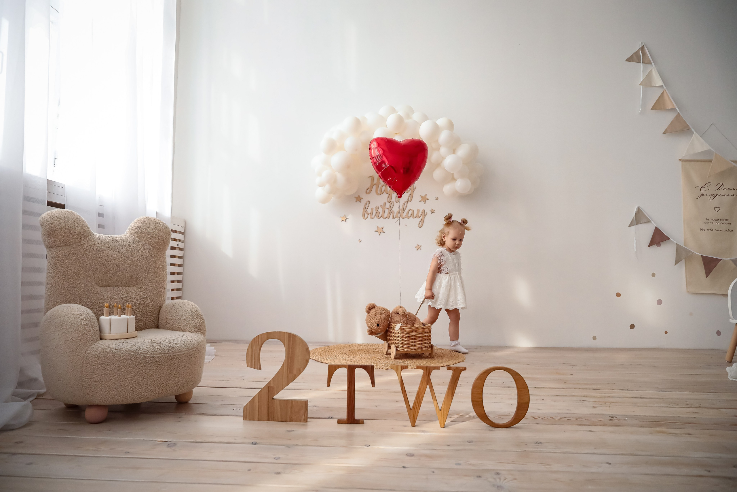 Елене 2 годика. Фотограф г. Хабаровск. Семейные и индивидуальные съёмки