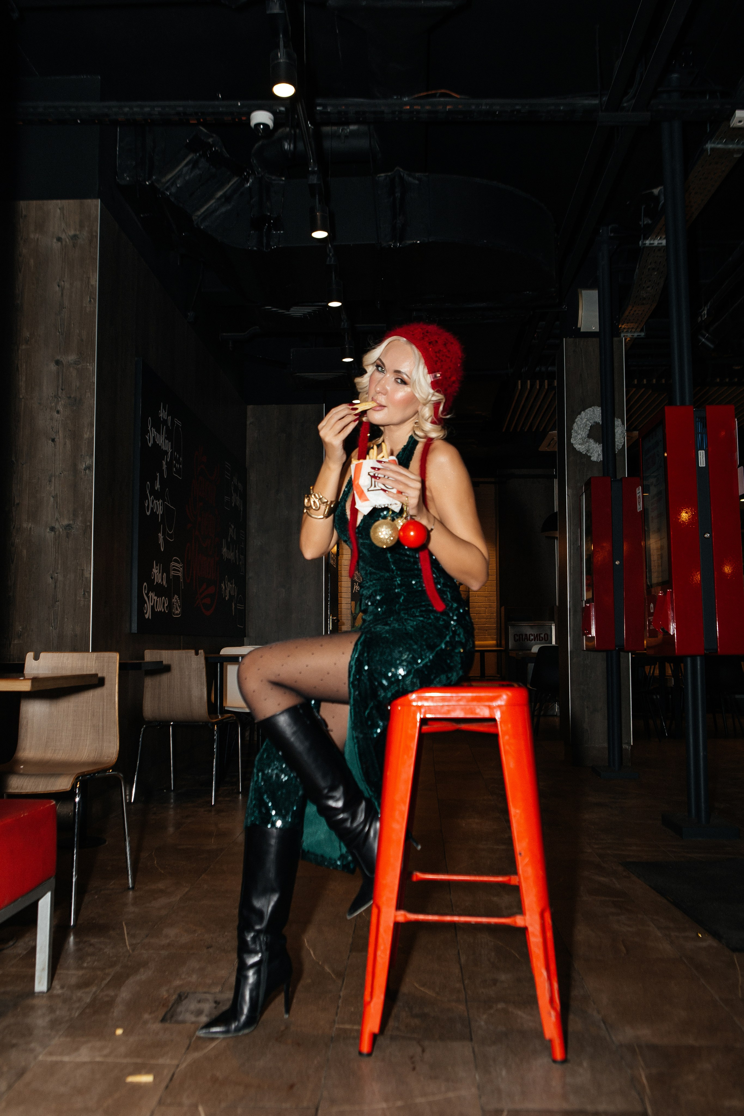 НГ в Ростикс. Контент фотограф, съемка для маркетплейсов, фуд съемка и репортажи в Новосибирске Ралия Галеева