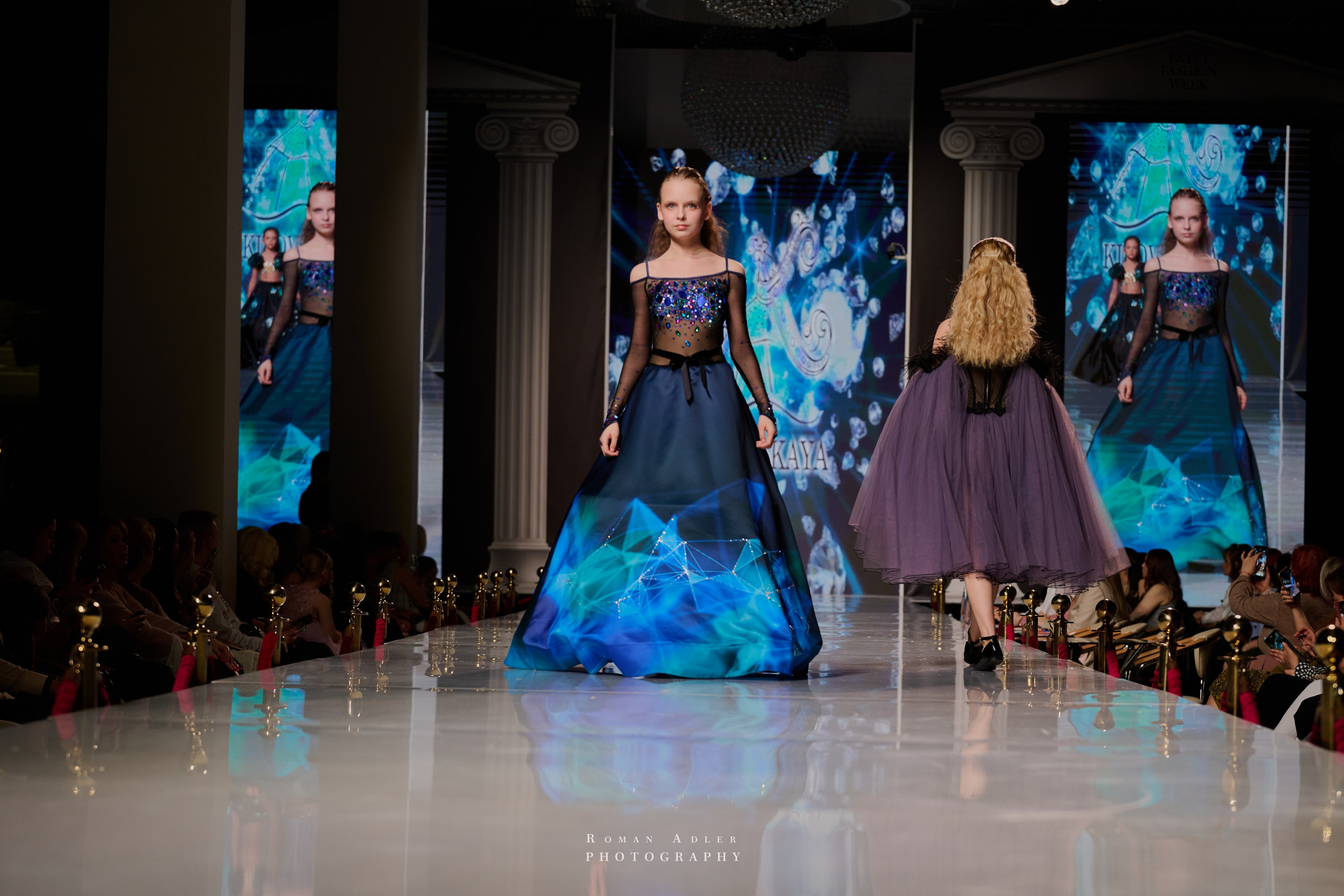 ESTET FASHION WEEK ВЕСНА — 2025. Фотограф Роман Адлер