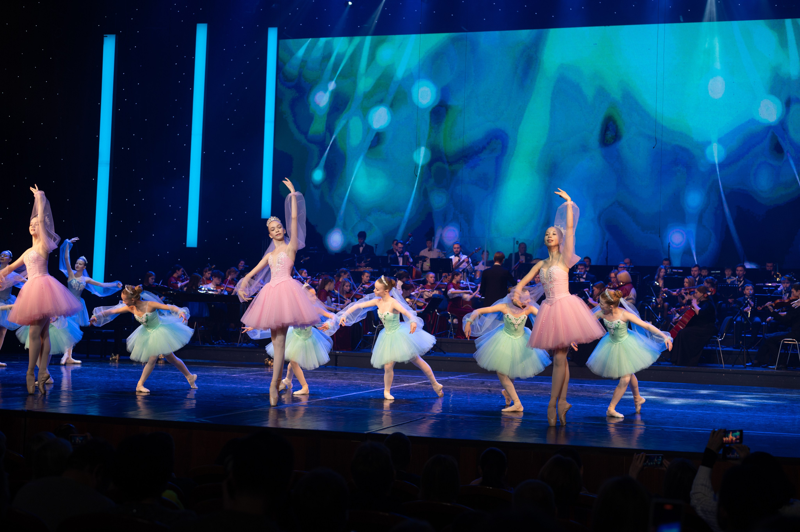 Отчетный концерт ДШИ «Гармония» «Зимняя гармония». Фотограф новорожденных, семейный детский в Тюмени Татьяна Морозова