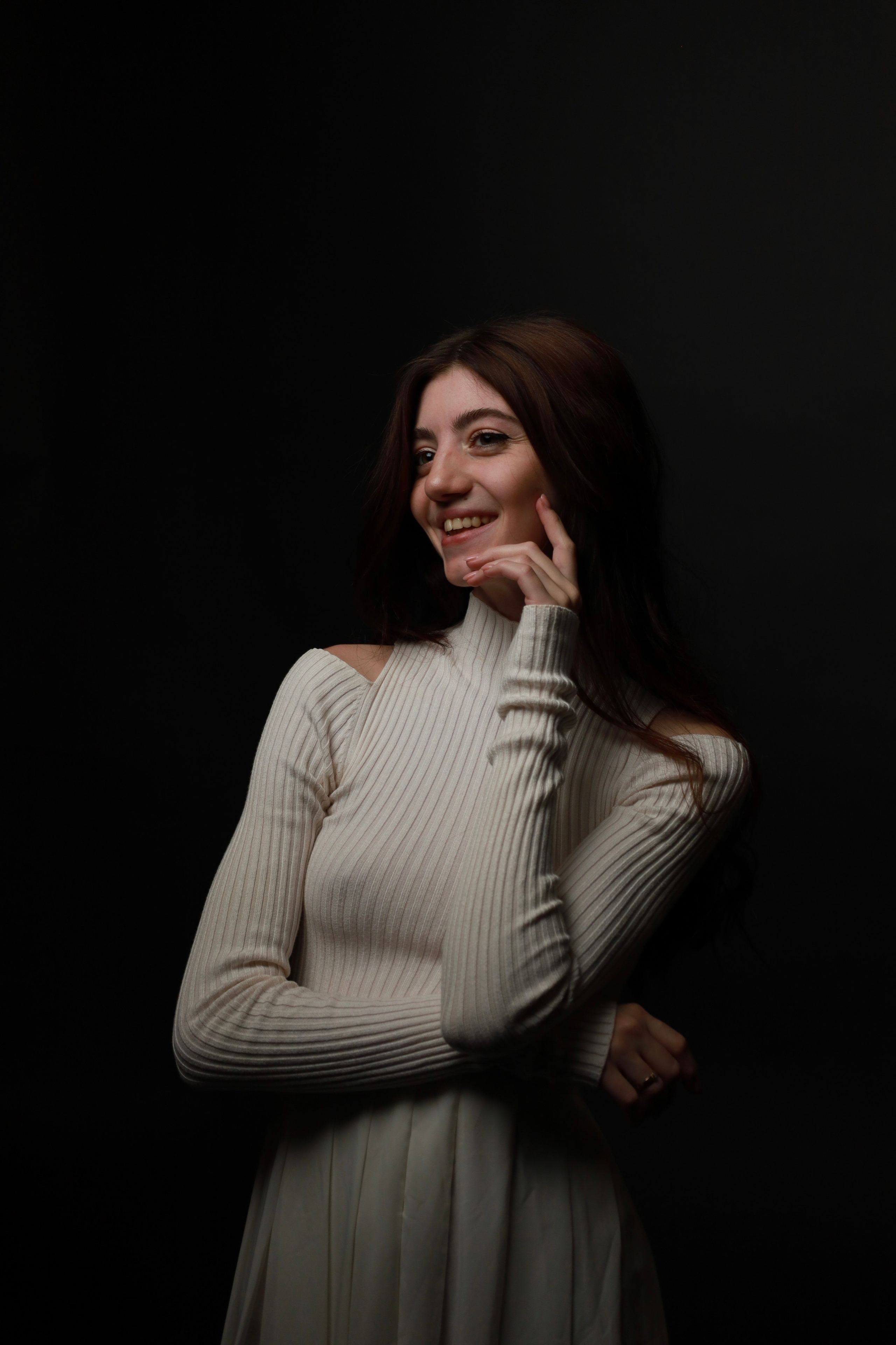 Валерия. Воздушная фотосъемка в студии. Портретный фотограф Панферова Регина г. Санкт-Петербург, г. Казань