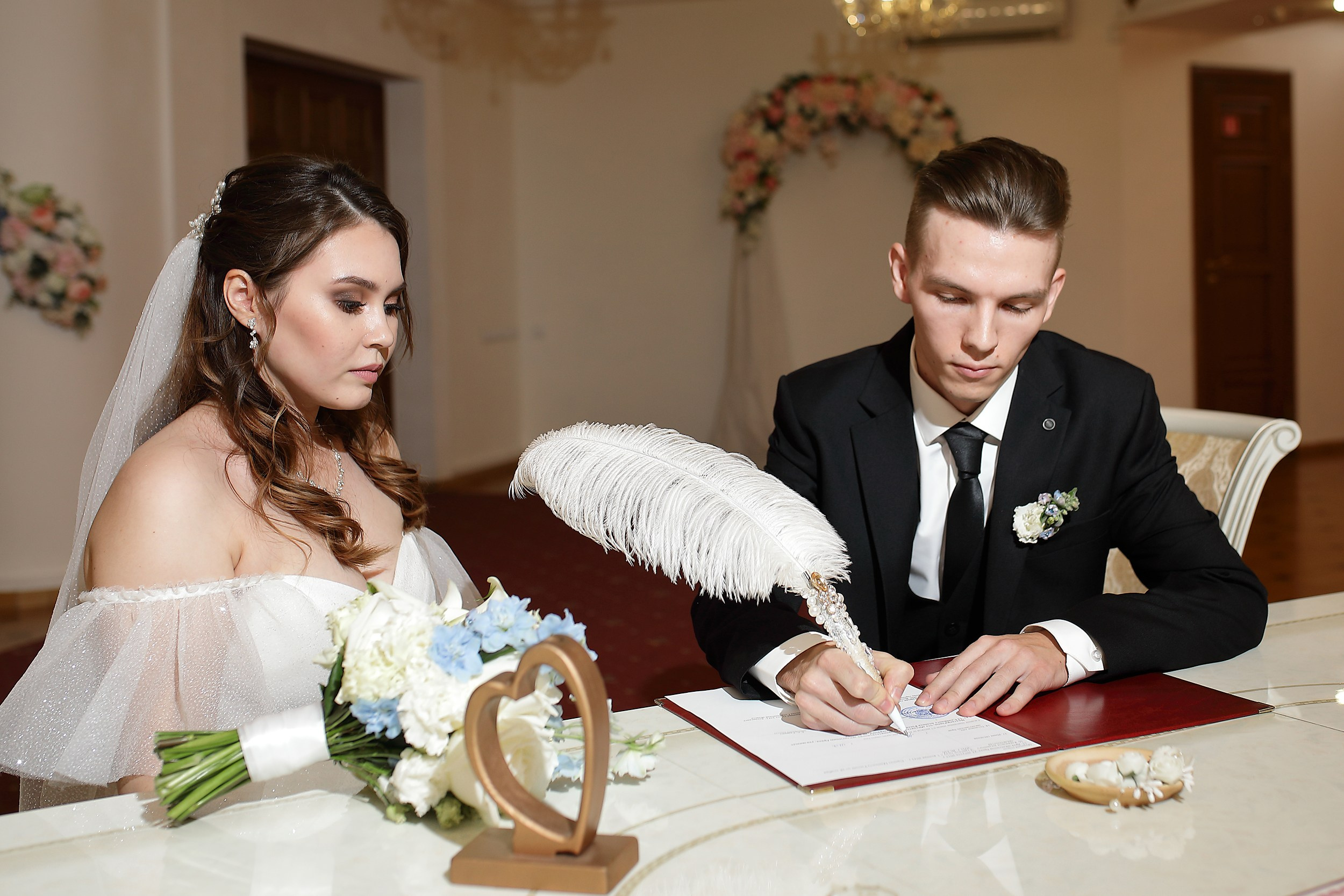 Матвей и Аделина. Свадебный и семейный фотограф и видеограф в Екатеринбурге Полянские Тимур и Анастасия