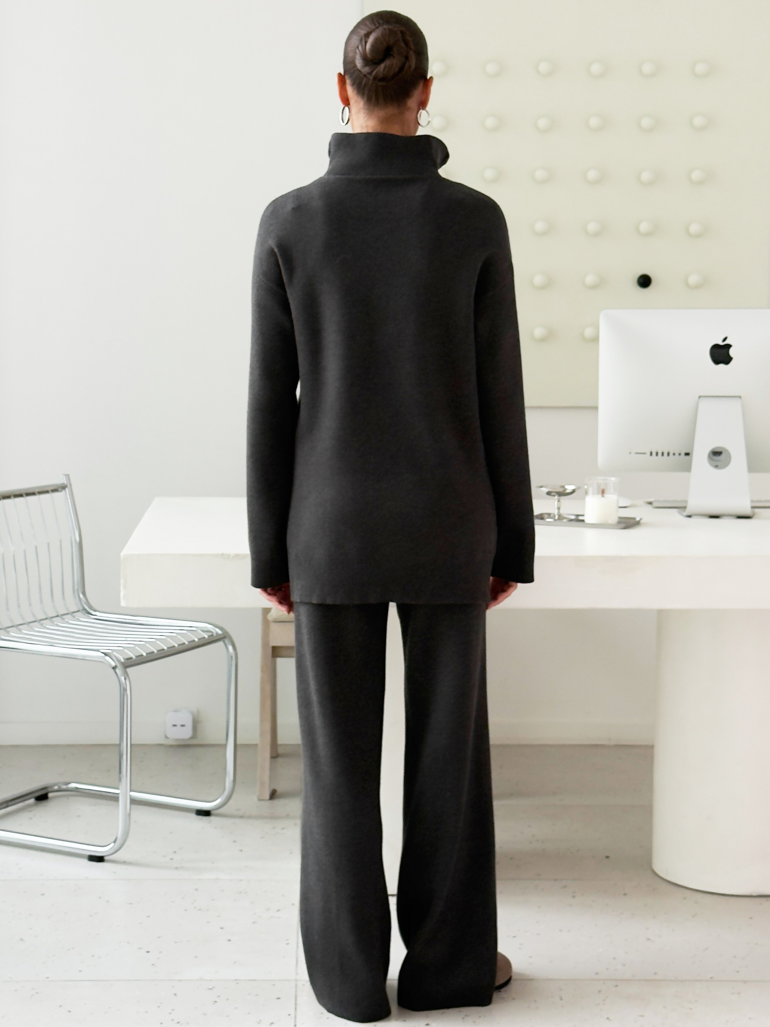 Mob.content. 595 Production