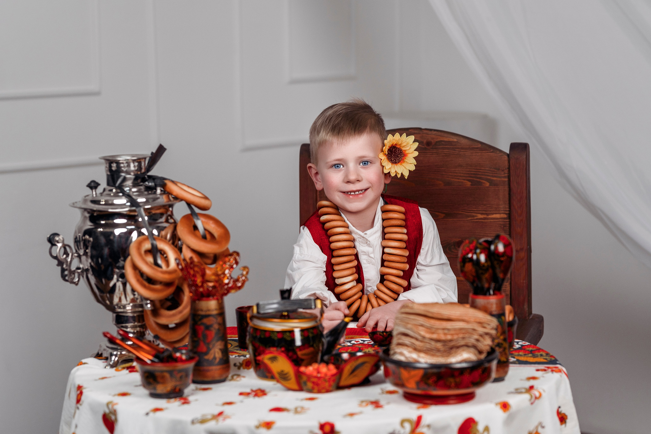 Масленница фотосессия. Детский студийный фотограф Сочи