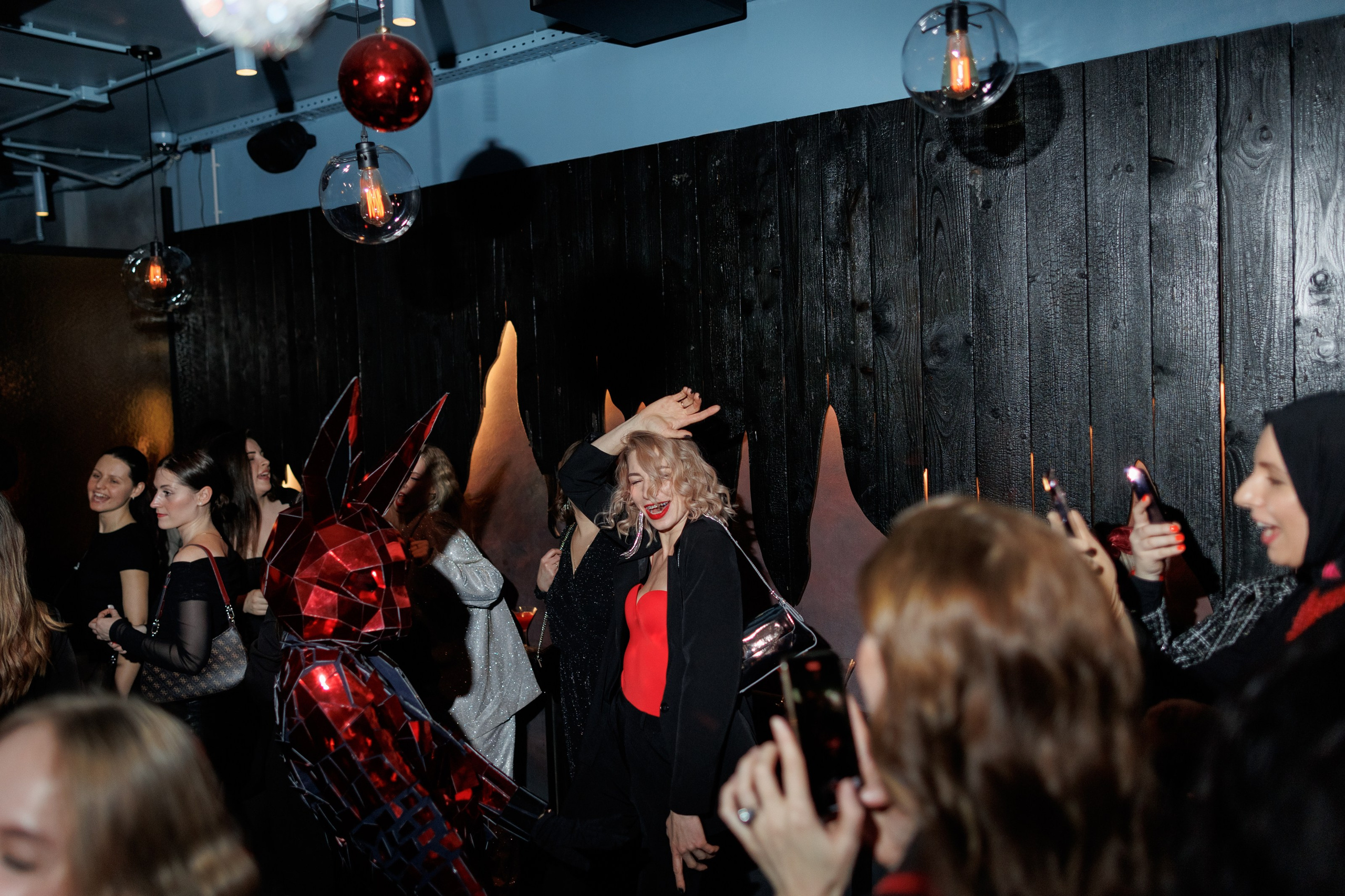 New Year Подружки 23/2024. Свадебный, портретный и репортажный фотограф Дмитрий Карпов