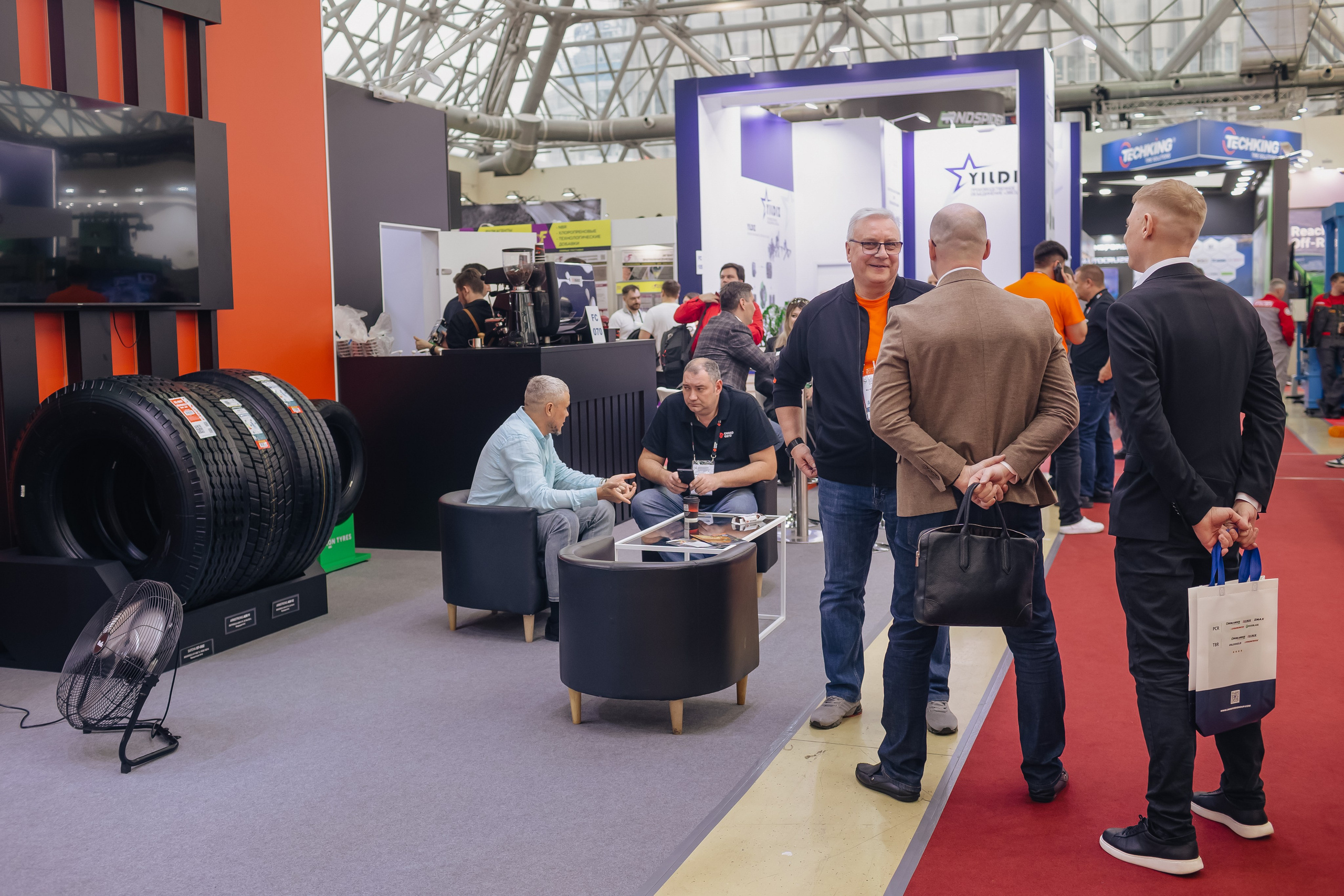 Север Авто, Выставка Экспоцентр. Фотограф и видеограф Анна Домашенко