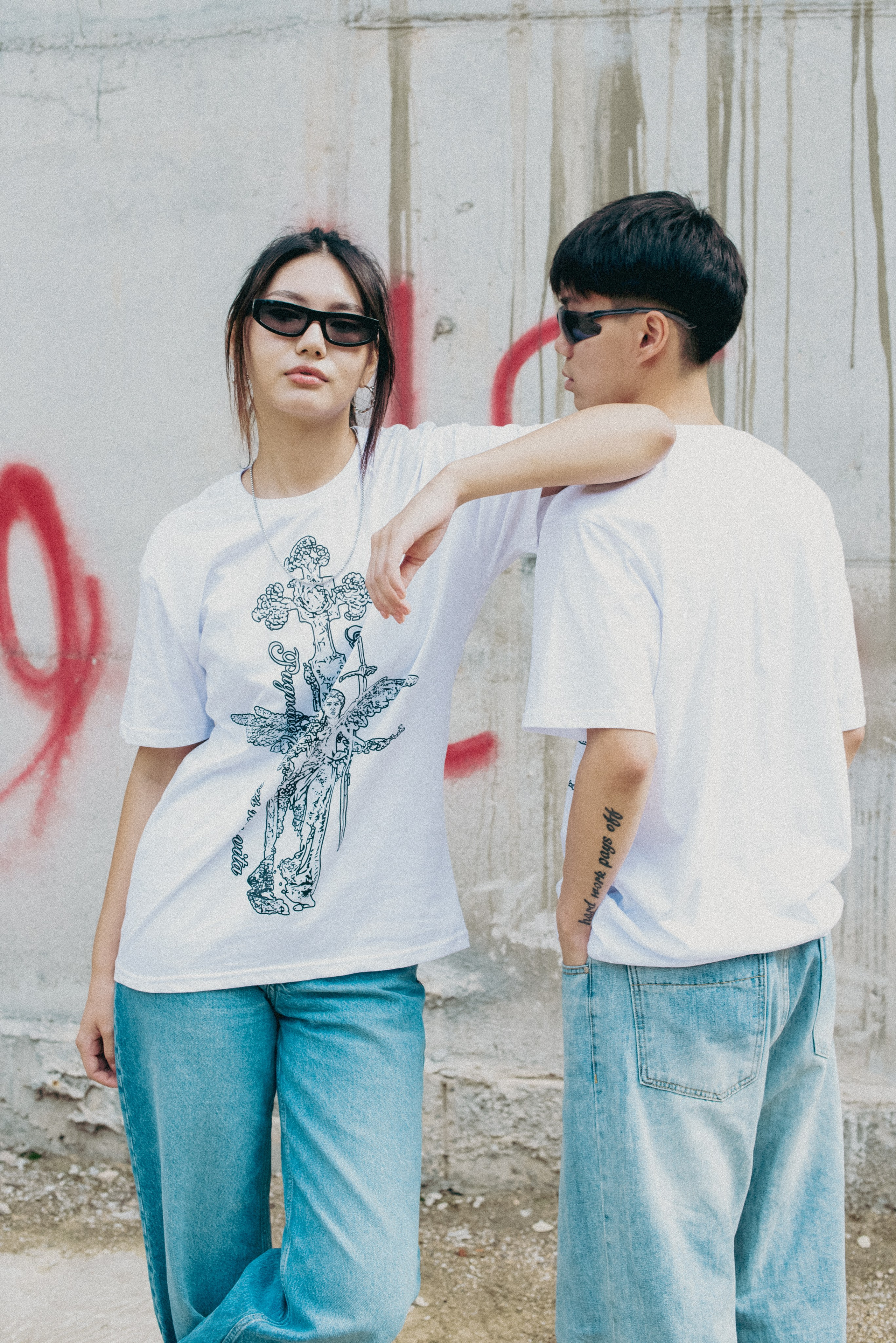 Съемка молодежных футболок. Фотограф Марина Кукляева