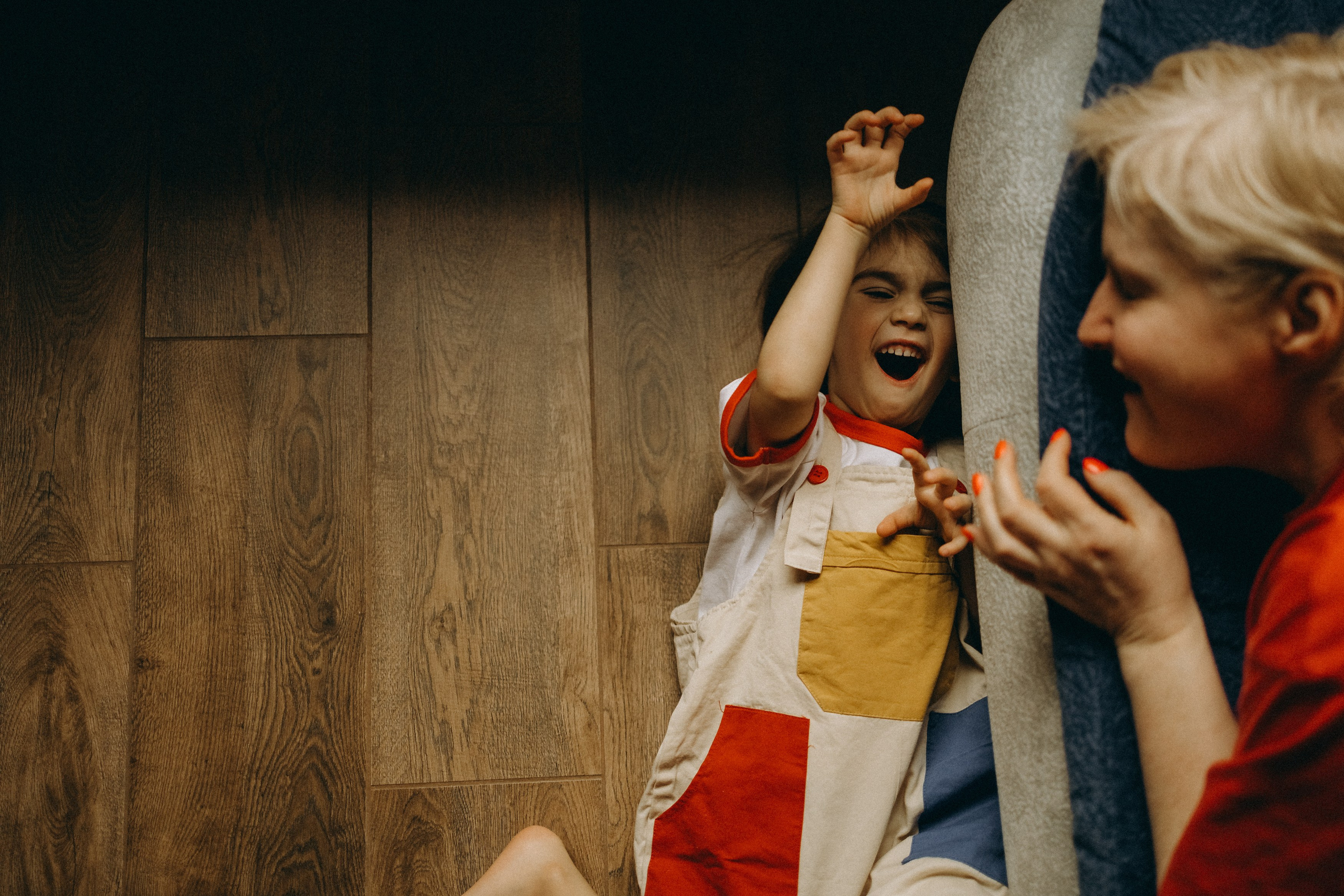 Оля и Василиса. Главная