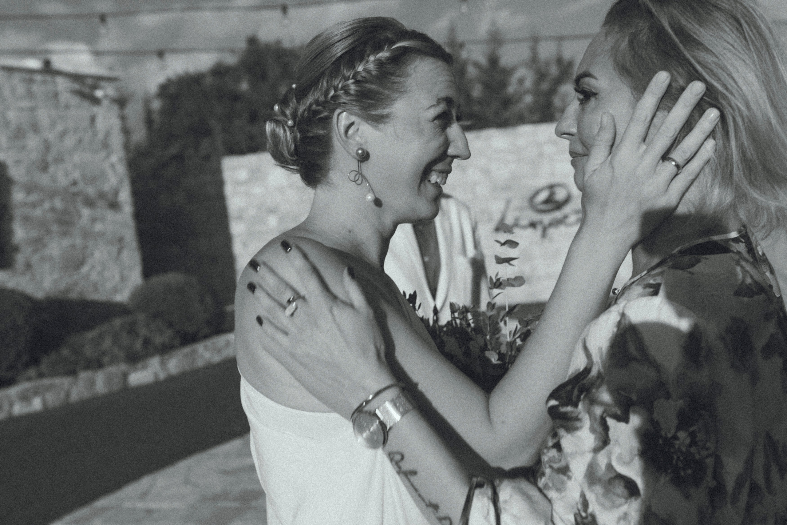 Dancing, laughter and traditions — a Greek-Russian Wedding. Katerina Nord | Wedding and Couple Photographer in Germany and Europe