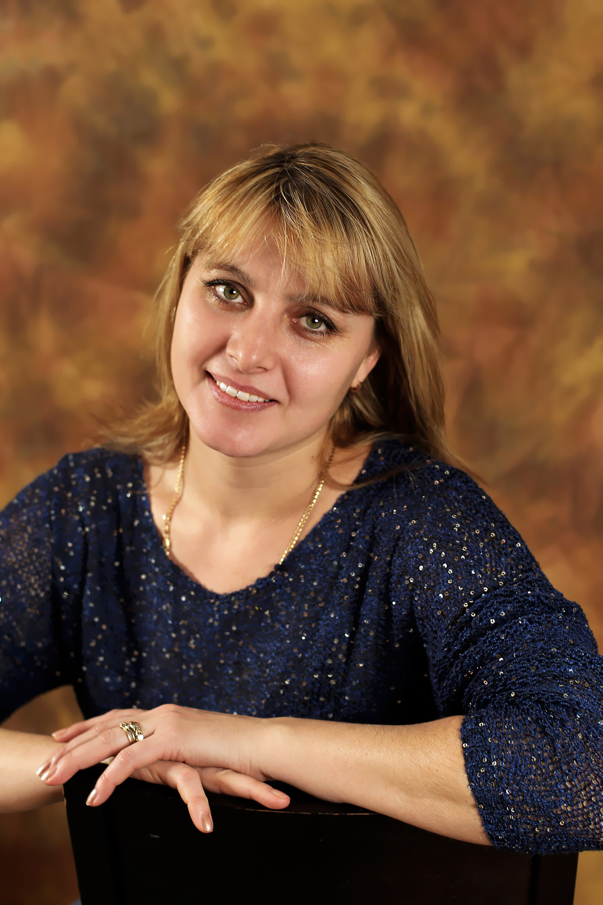 Женский студийный портрет - фотограф Виталий Дени