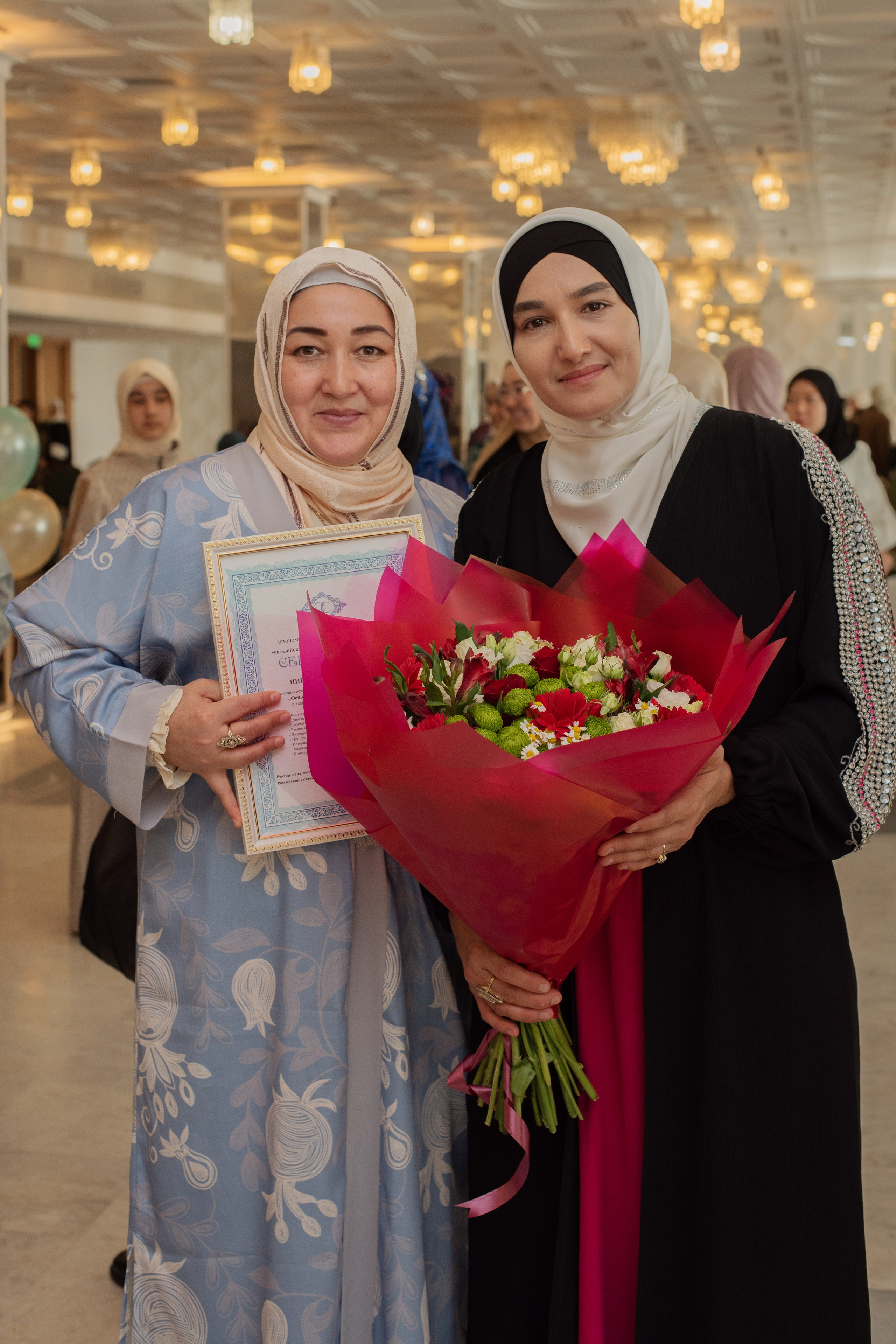 Выпускной в Евразийской женской гуманитарной академии. Лина Курочка — ваш фотограф