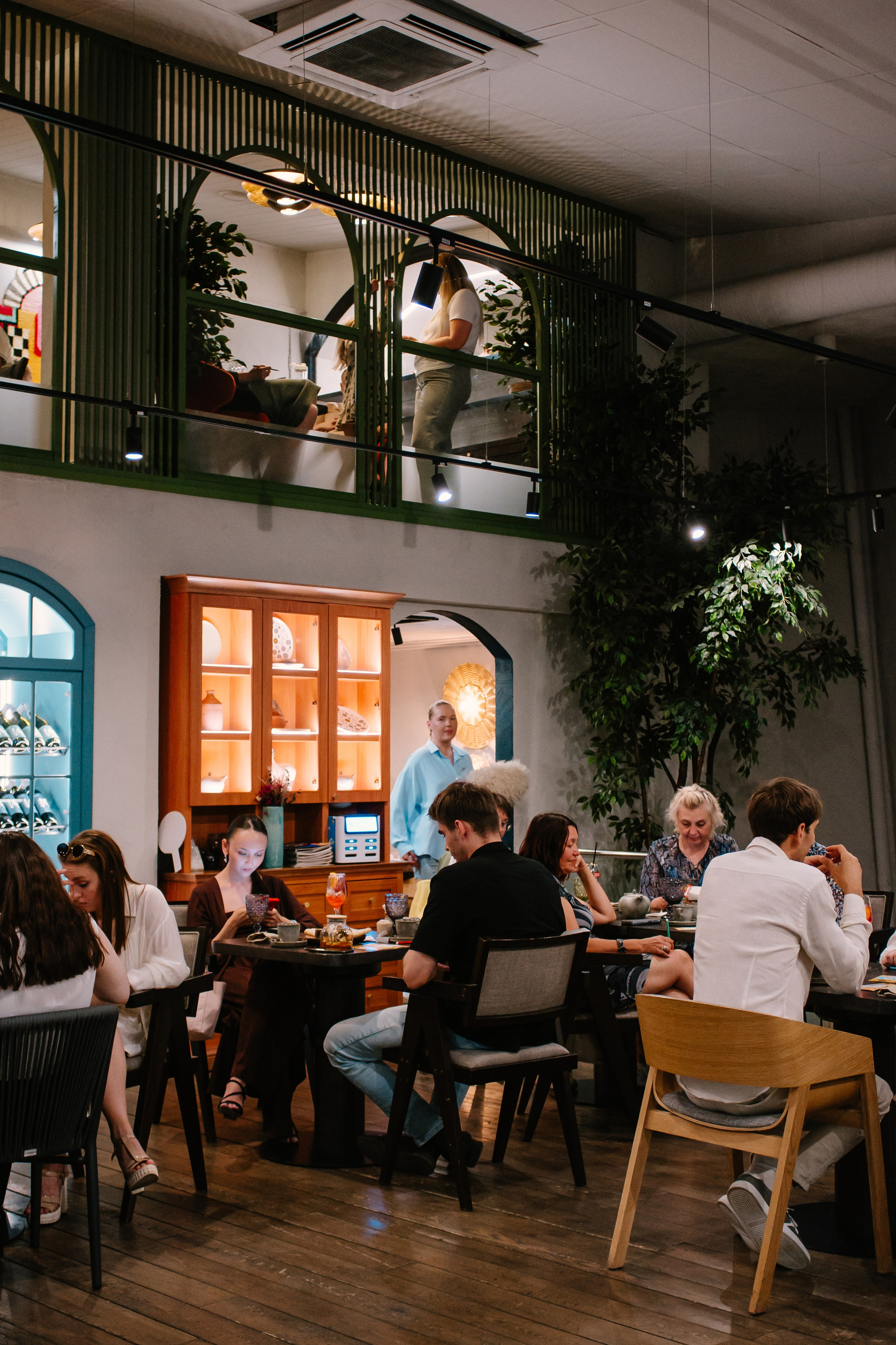 1 год ресторану Аджикинежаль. Фотограф в Челябинске Любовь Денисенко