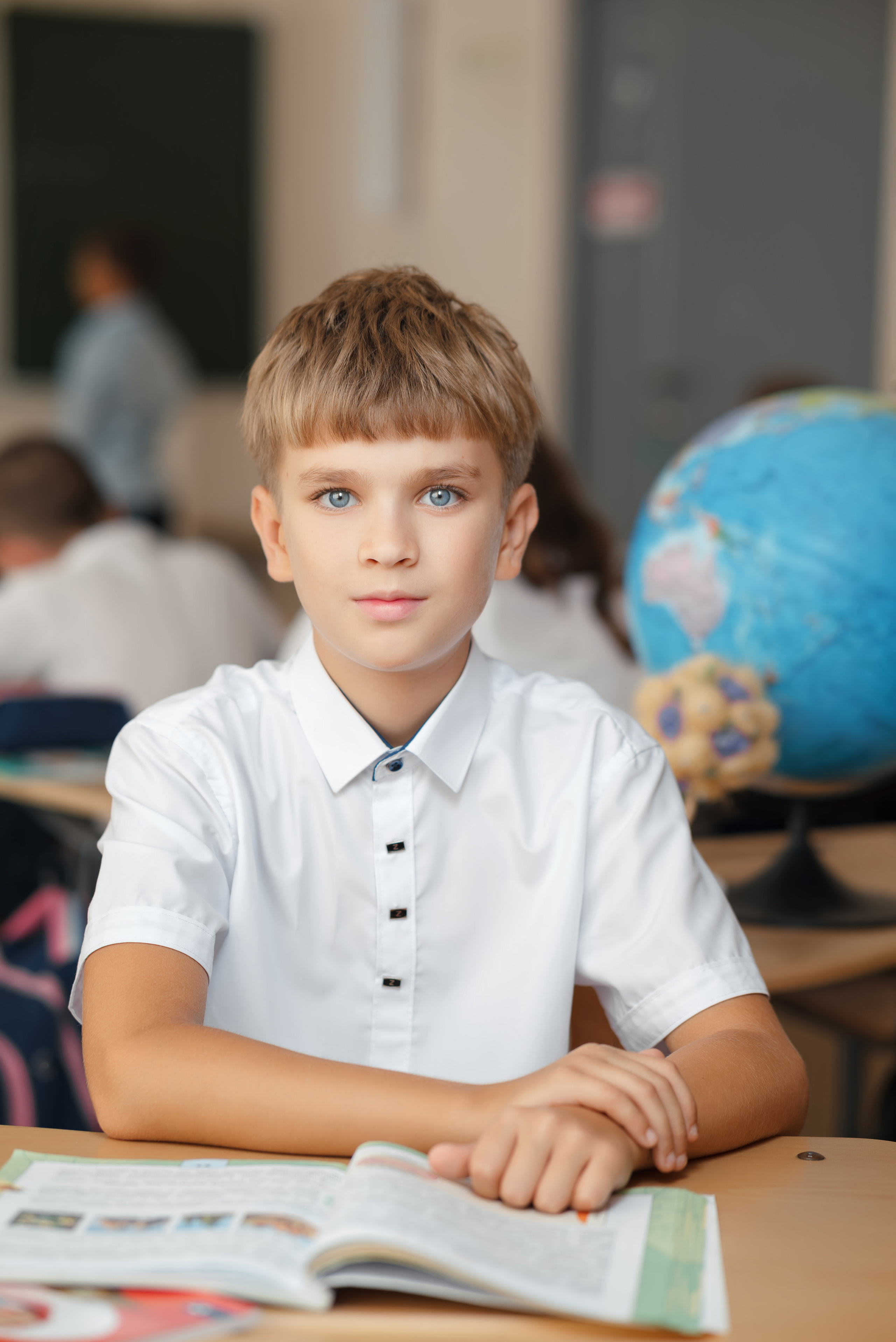 Начальные классы, началка, альбом для начальных классов, 4 класс,. BookVa-выпускные альбомы