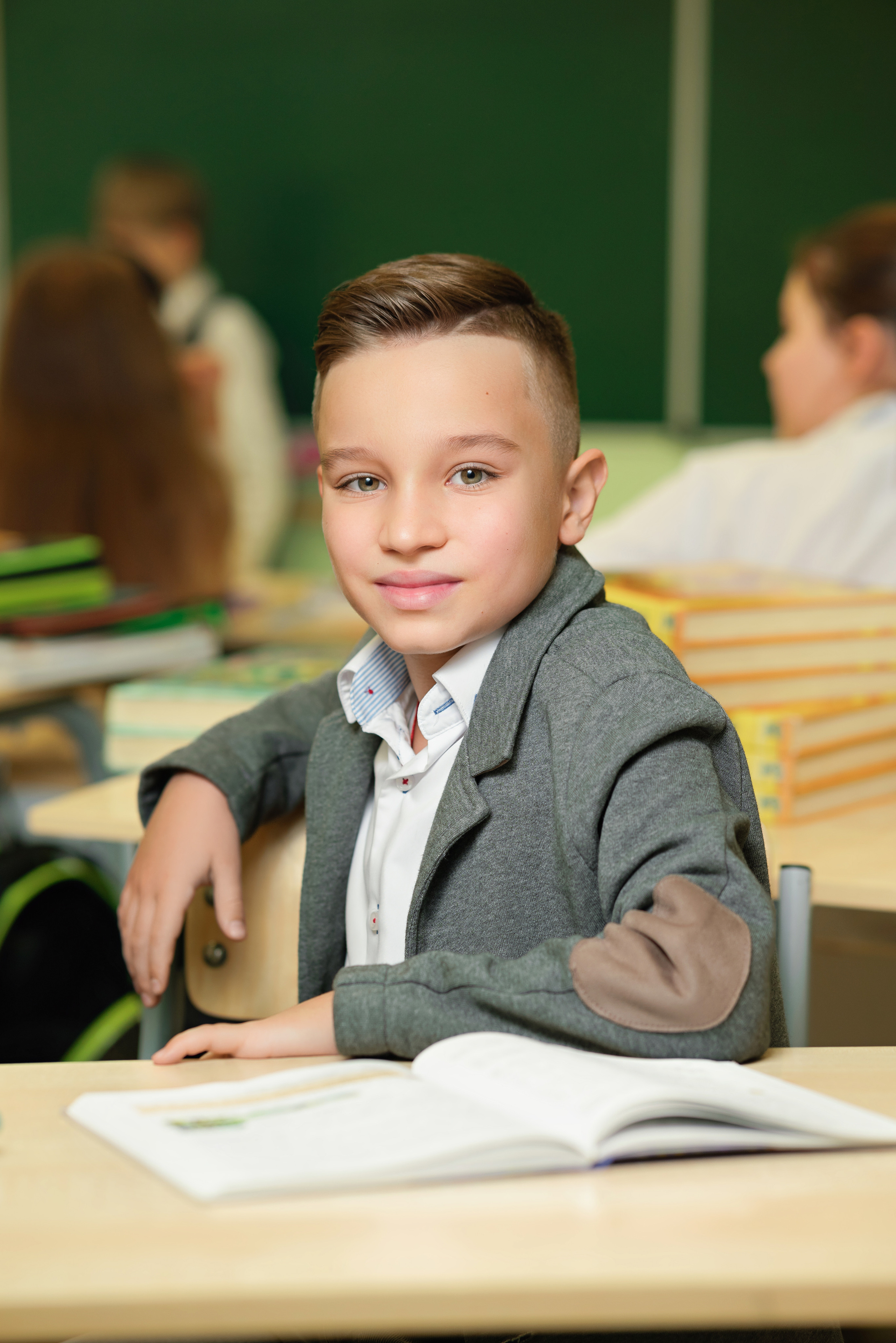 Начальные классы, началка, альбом для начальных классов, 4 класс,. BookVa-выпускные альбомы