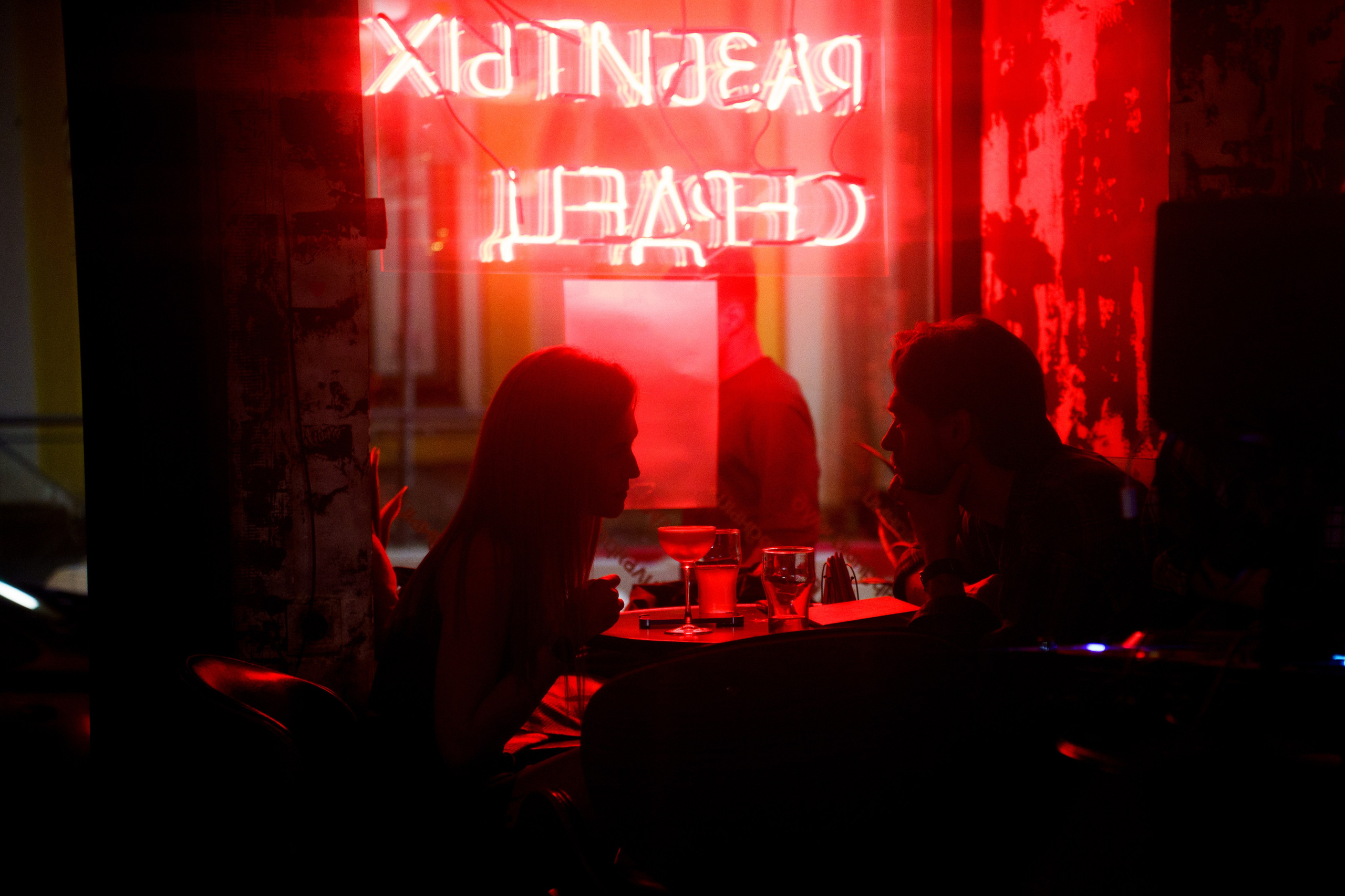 Из Сибири с любовью. Бар разбитых сердец. Концертный и репортажный фотограф в Санкт-Петербурге Слава Пахомов