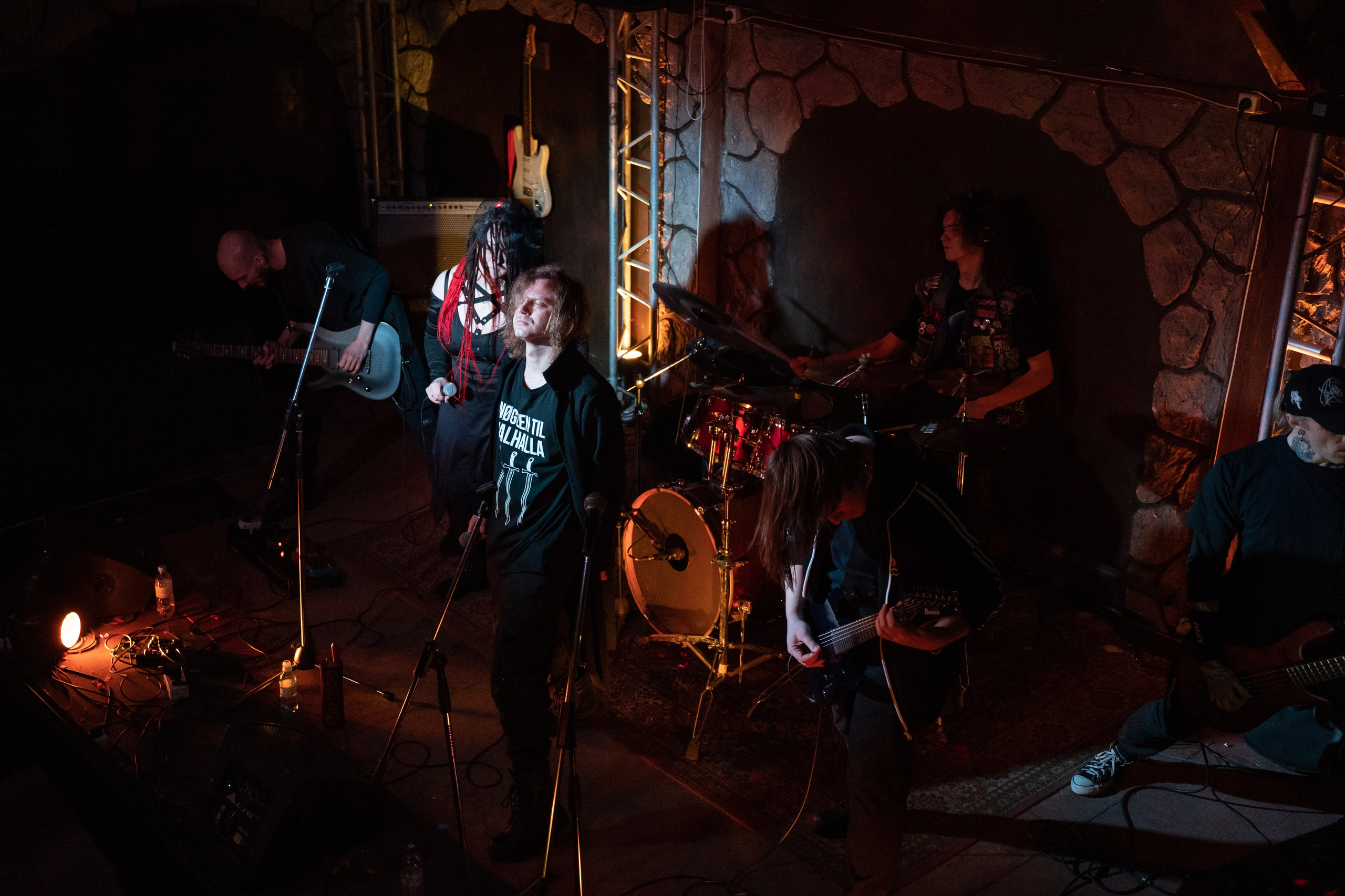 Ночь На Земле|Нора, Псков. Концертный и репортажный фотограф в Санкт-Петербурге Слава Пахомов