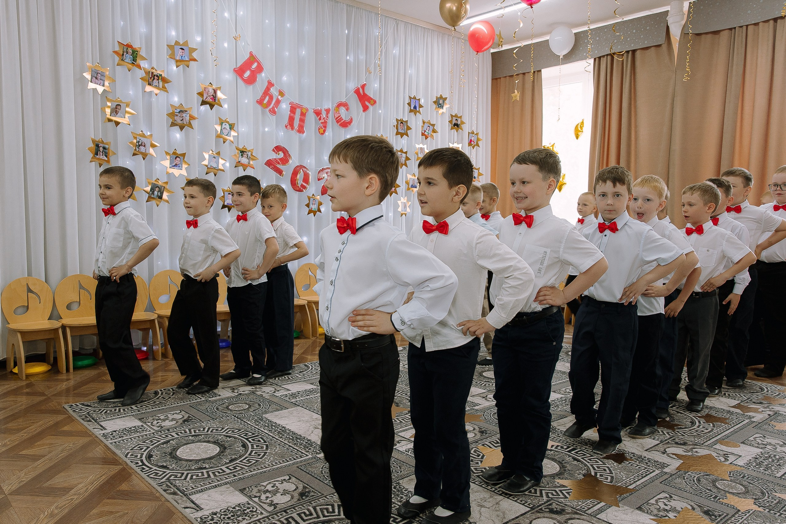 Выпускной в ДС 26. Выпускные альбомы Натальи Бутко: Новороссийск, Анапа, Геленджик