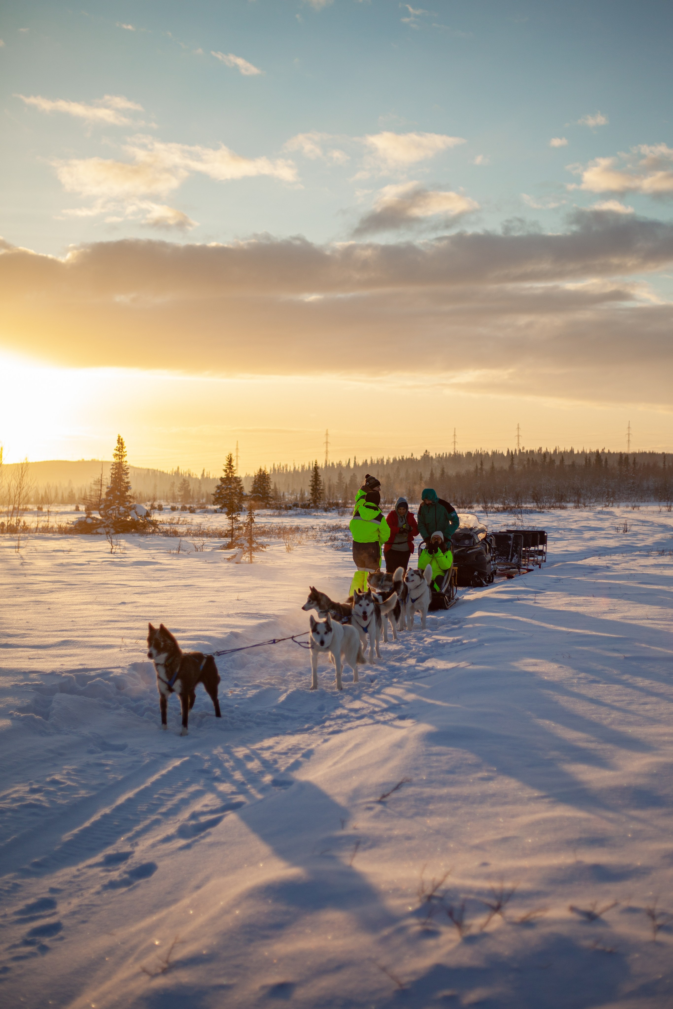 Snow camp. Шерегеш. Уникальные экспедиции — LUCKY CLAN