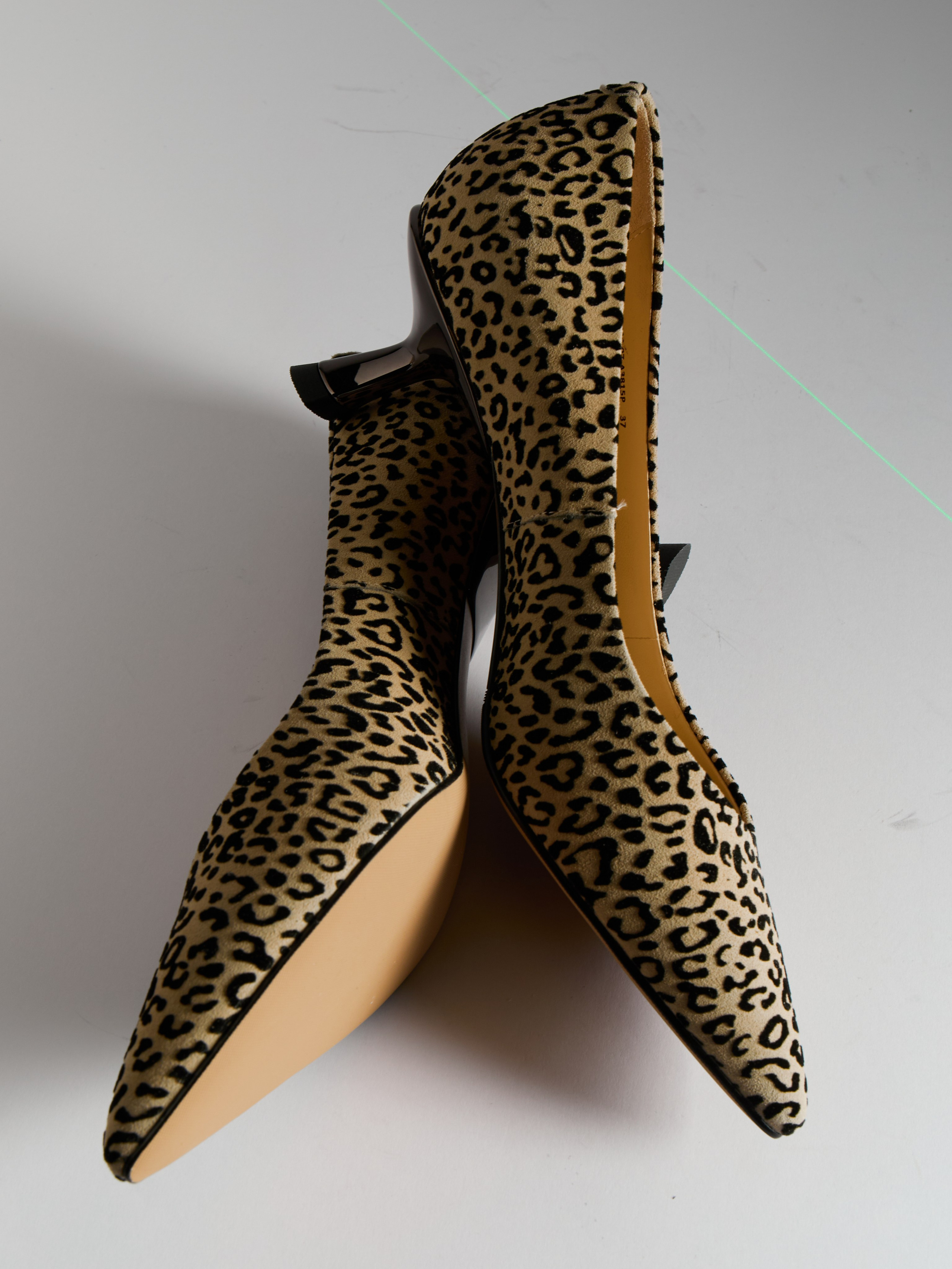 Предметный фотограф в Москве Евгений Шубин