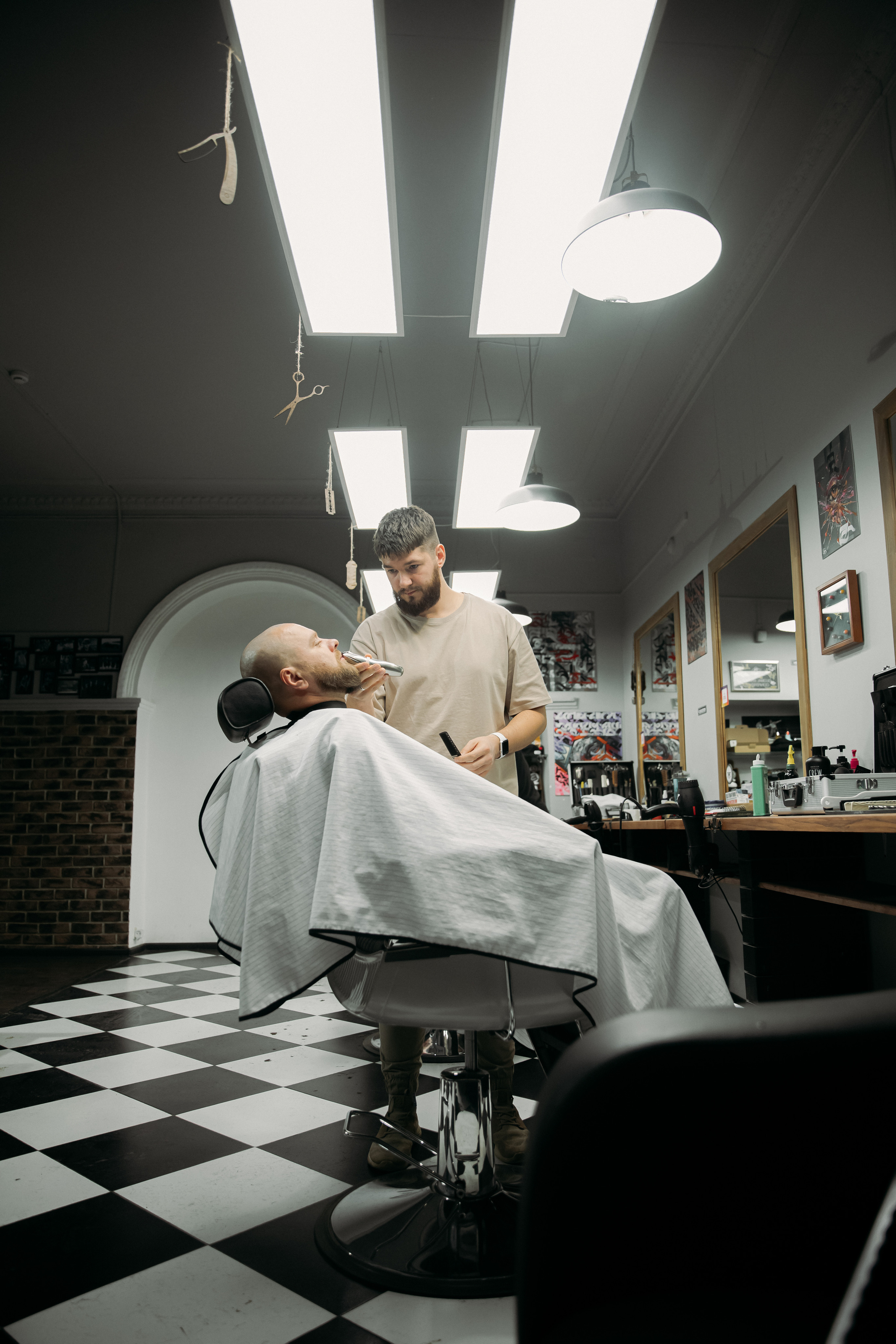 Barbershop Kudinov Brothers. Свадебный и Портретный фотограф Килин Борис